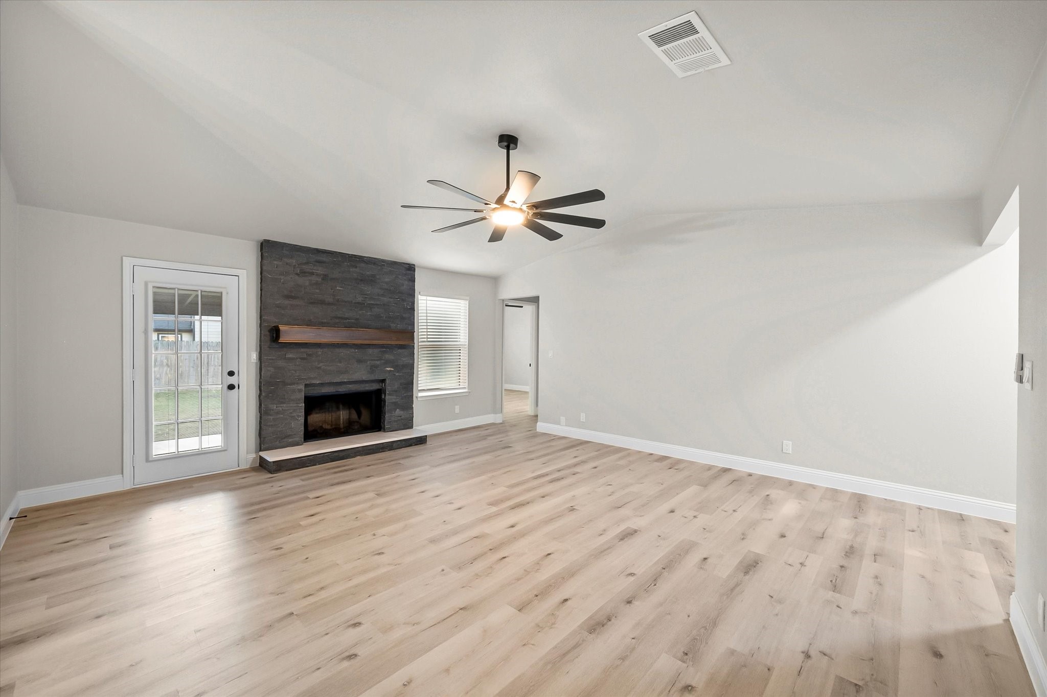 620 S Waxahachie Street