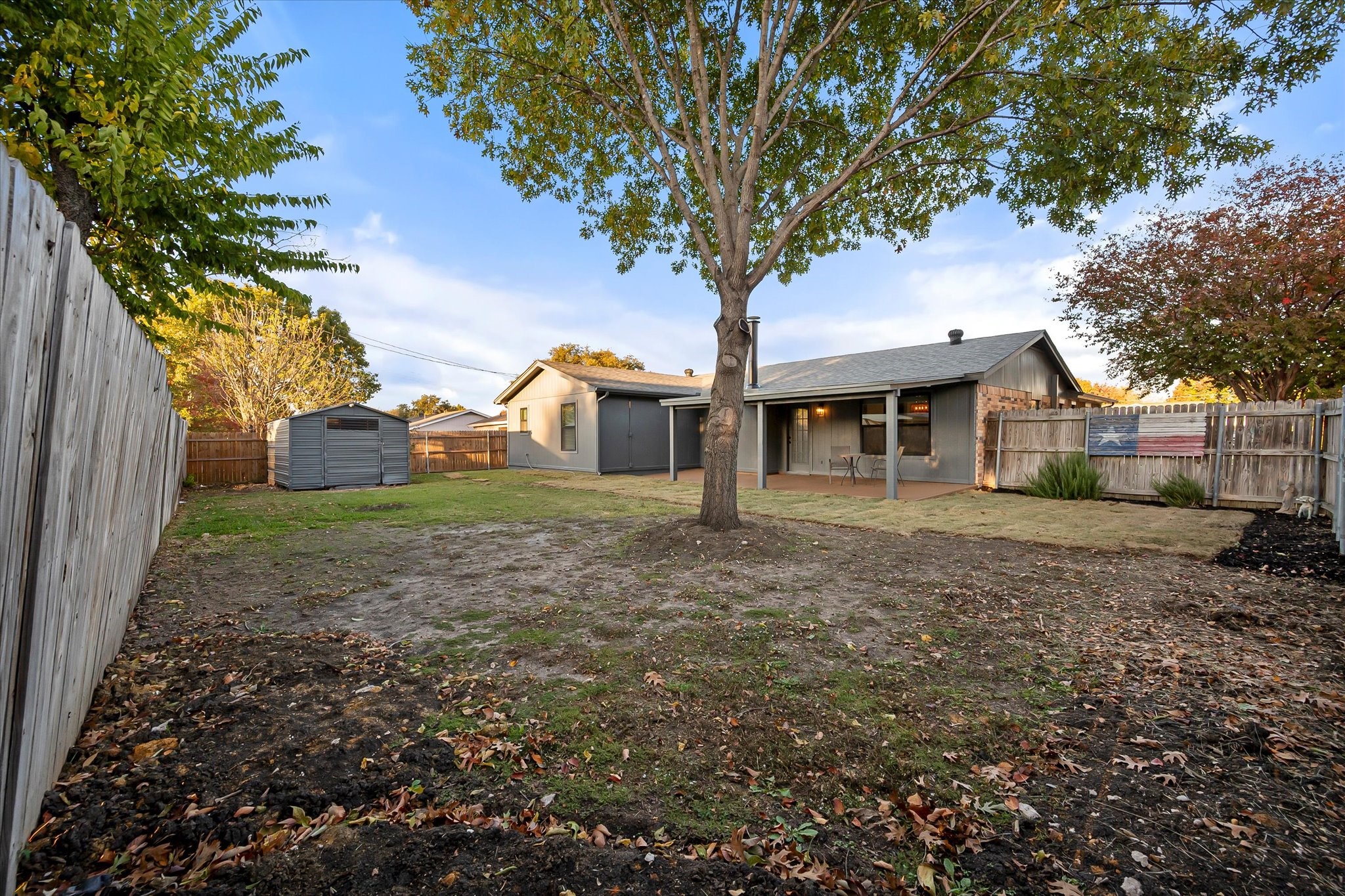 620 S Waxahachie Street