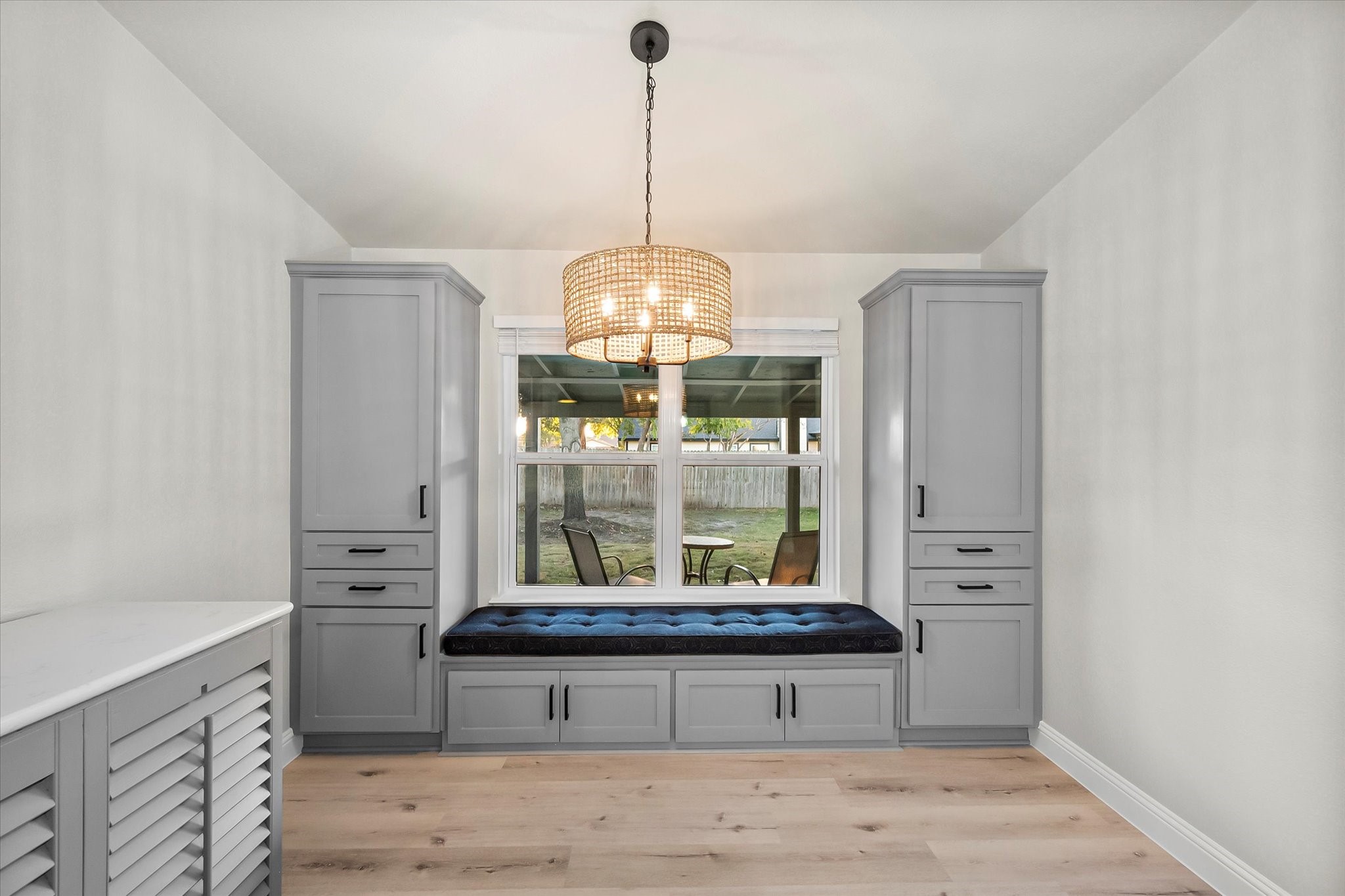 620 S Waxahachie Street