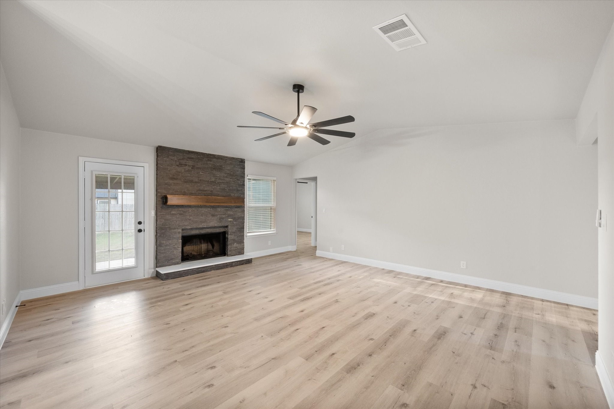 620 S Waxahachie Street