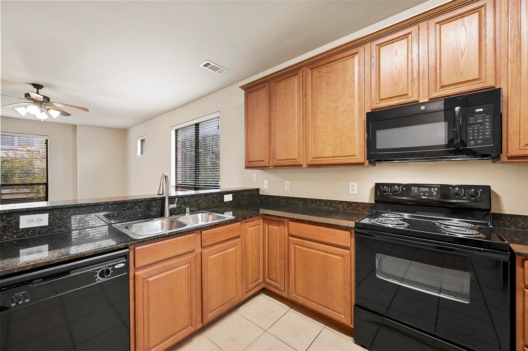 914 Glenn Crossett Street