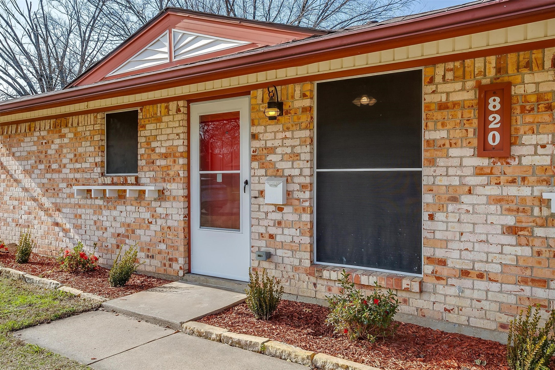 820 Sunnybrook Drive