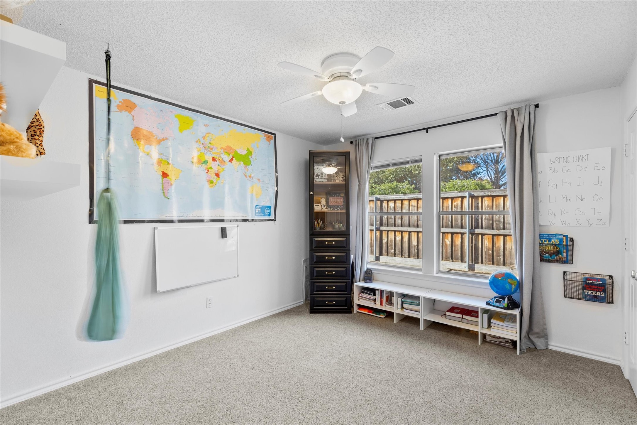 3204 Kenilworth Drive