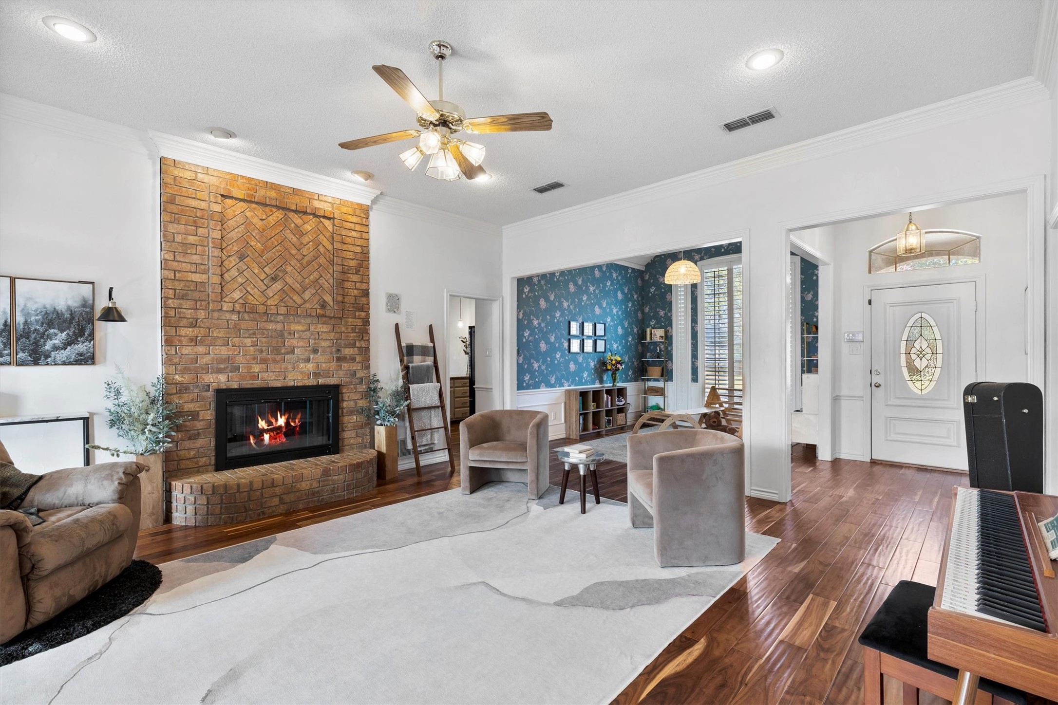 3204 Kenilworth Drive