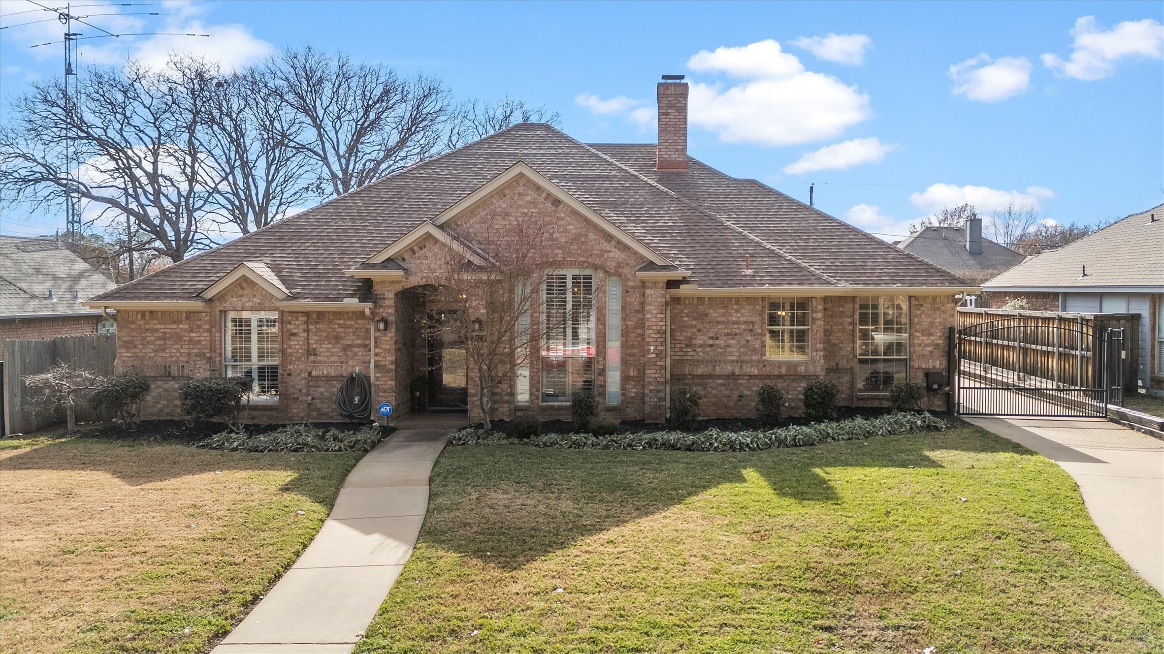 3204 Kenilworth Drive