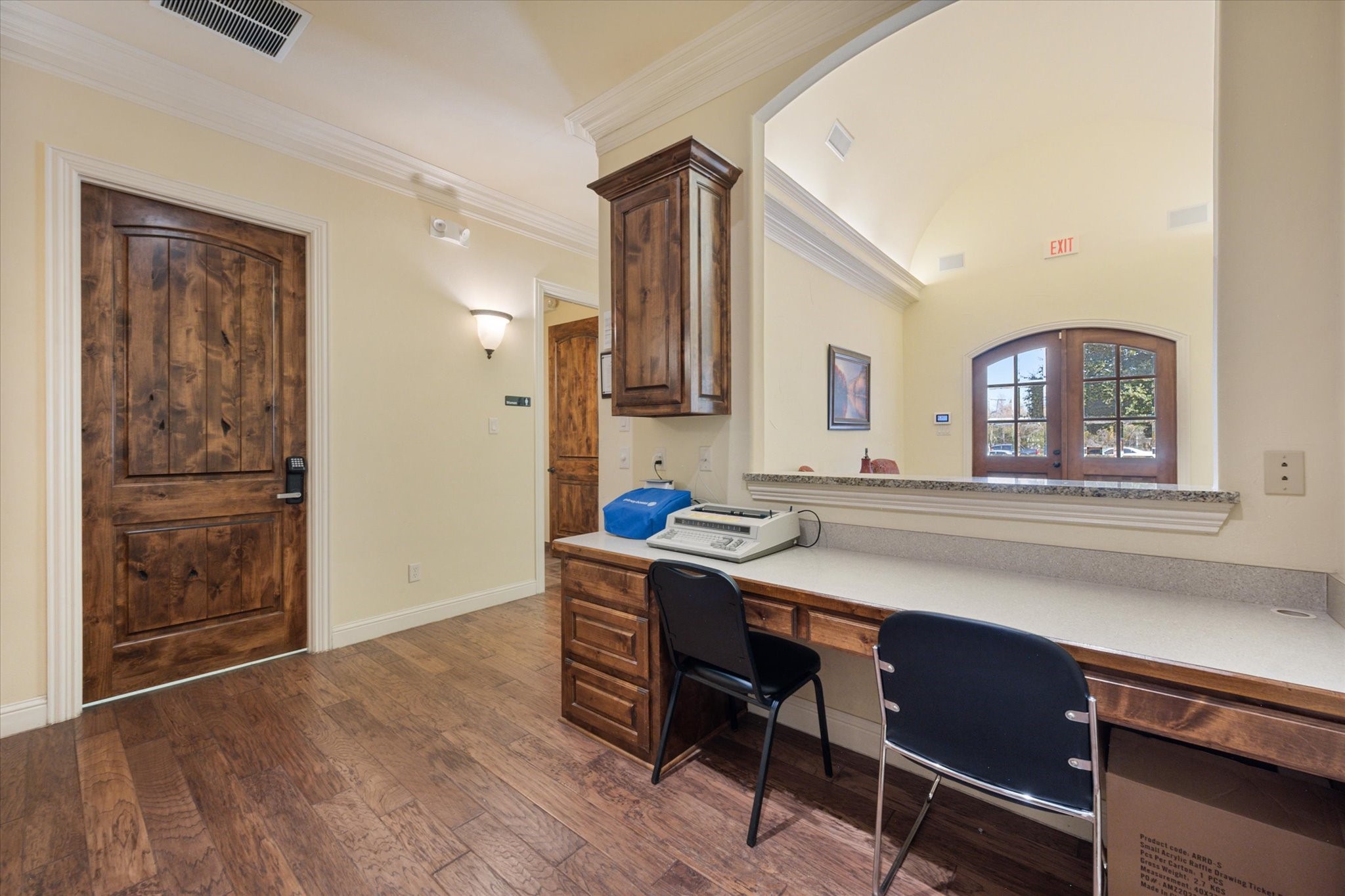 210 S Walnut Creek Drive 100