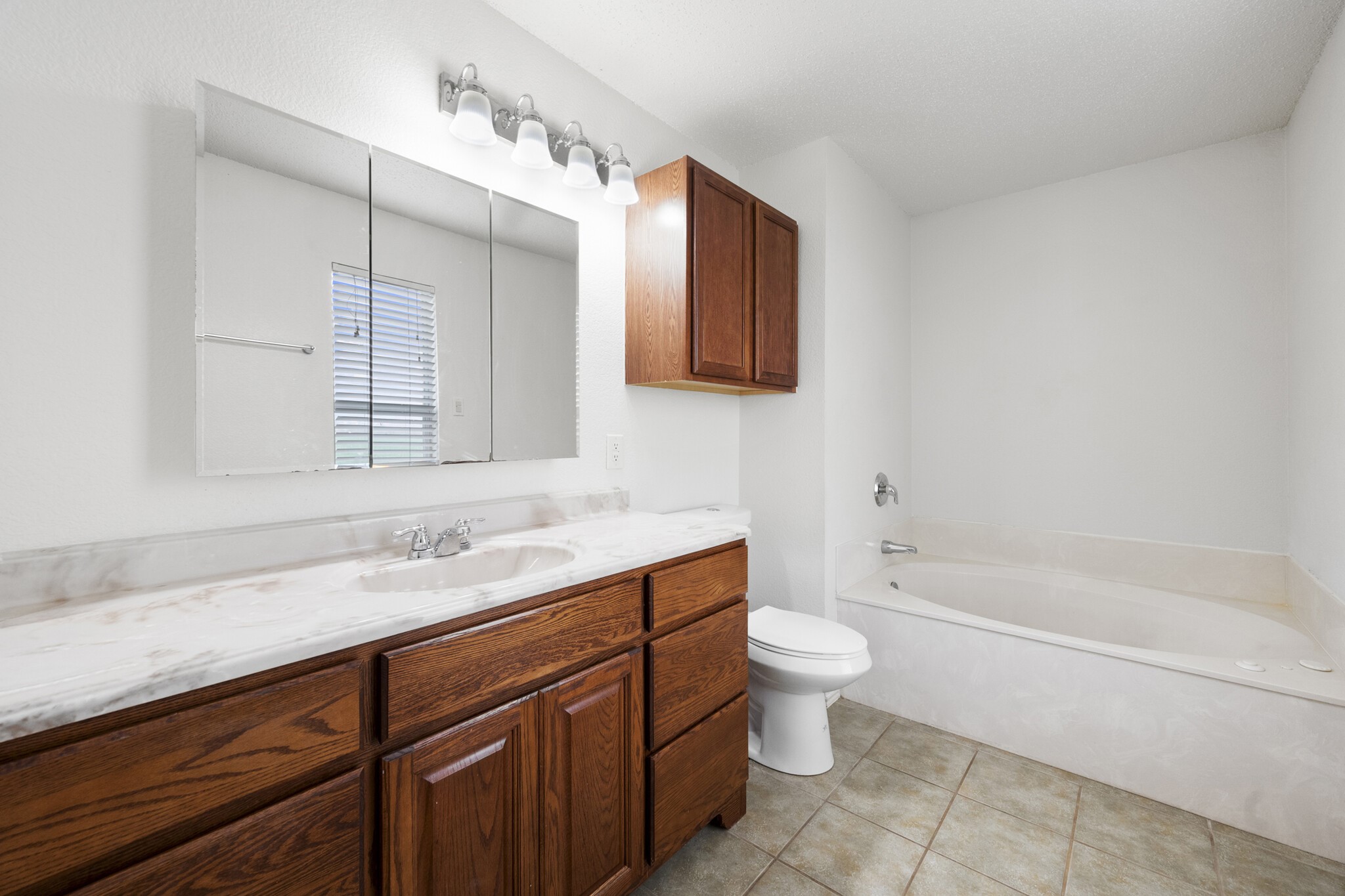 136 Lone Star Avenue