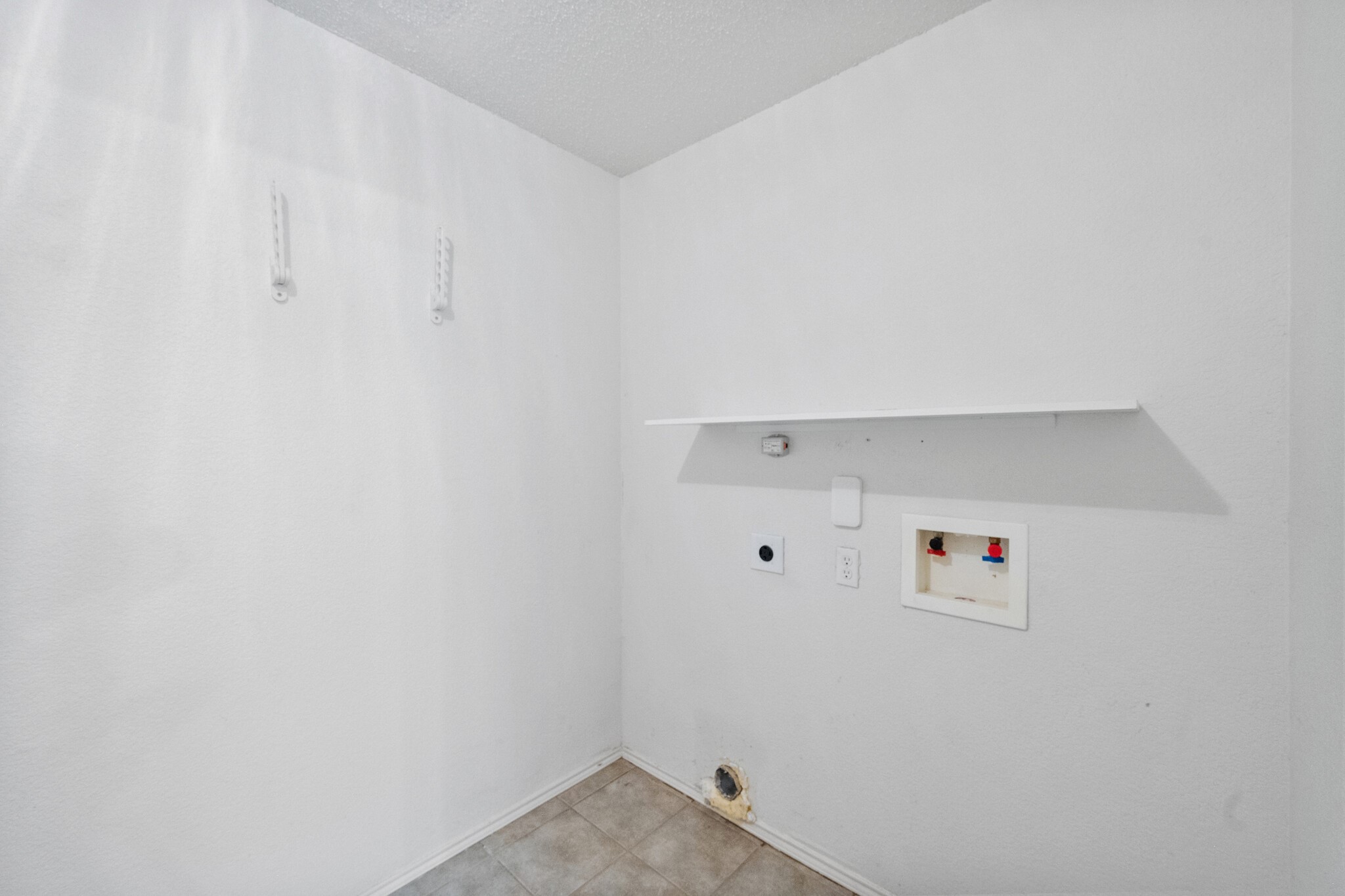 136 Lone Star Avenue