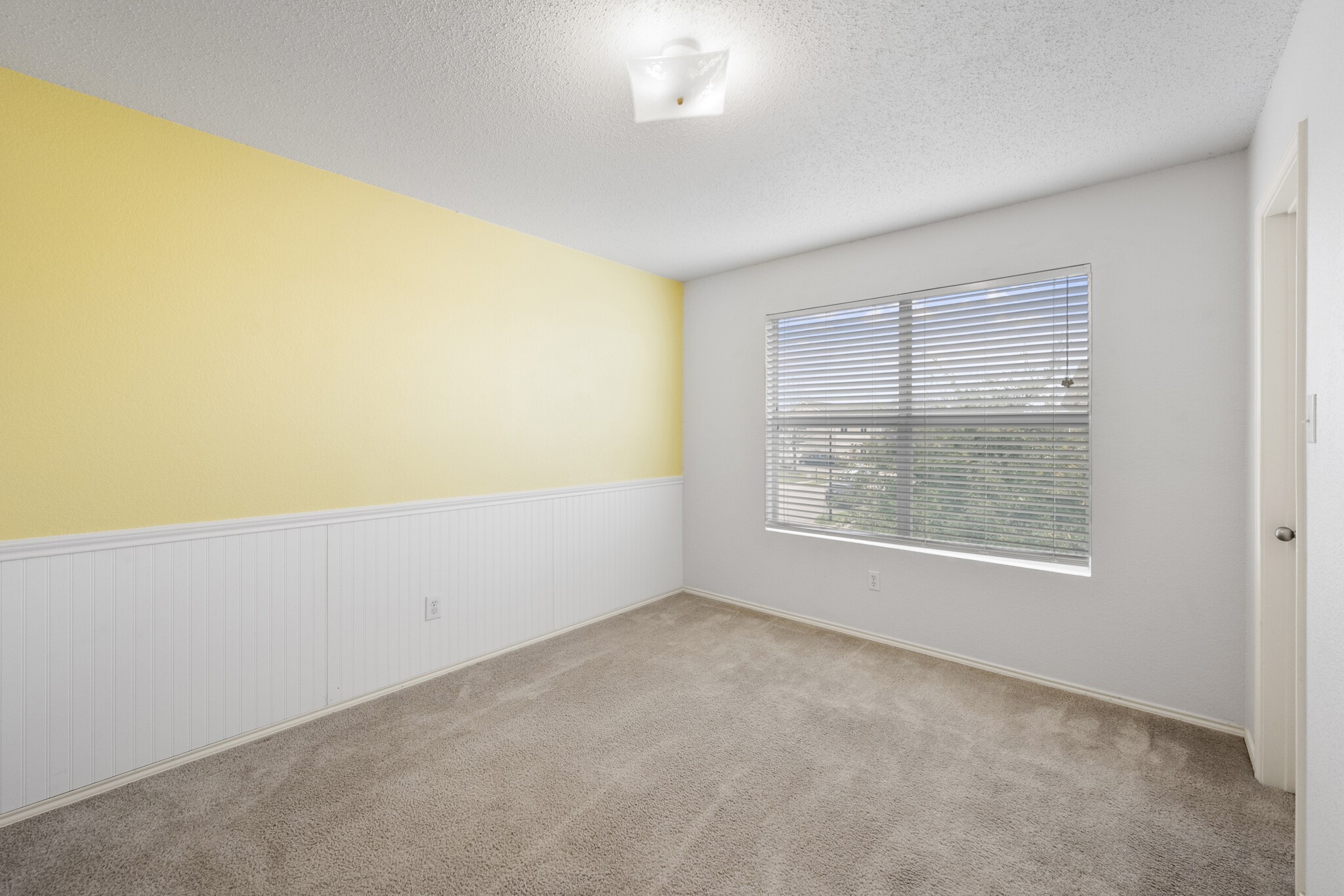 136 Lone Star Avenue