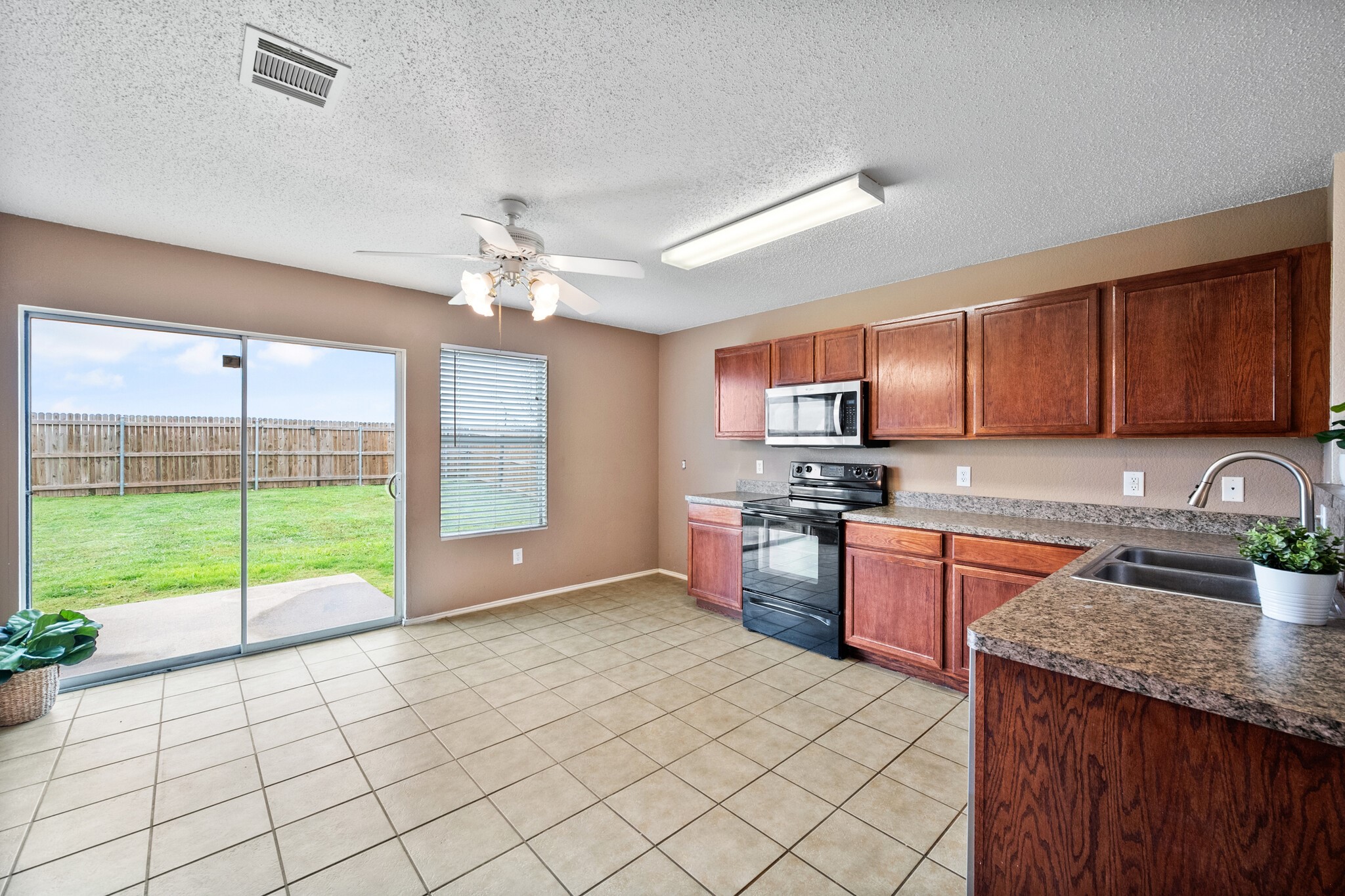 136 Lone Star Avenue