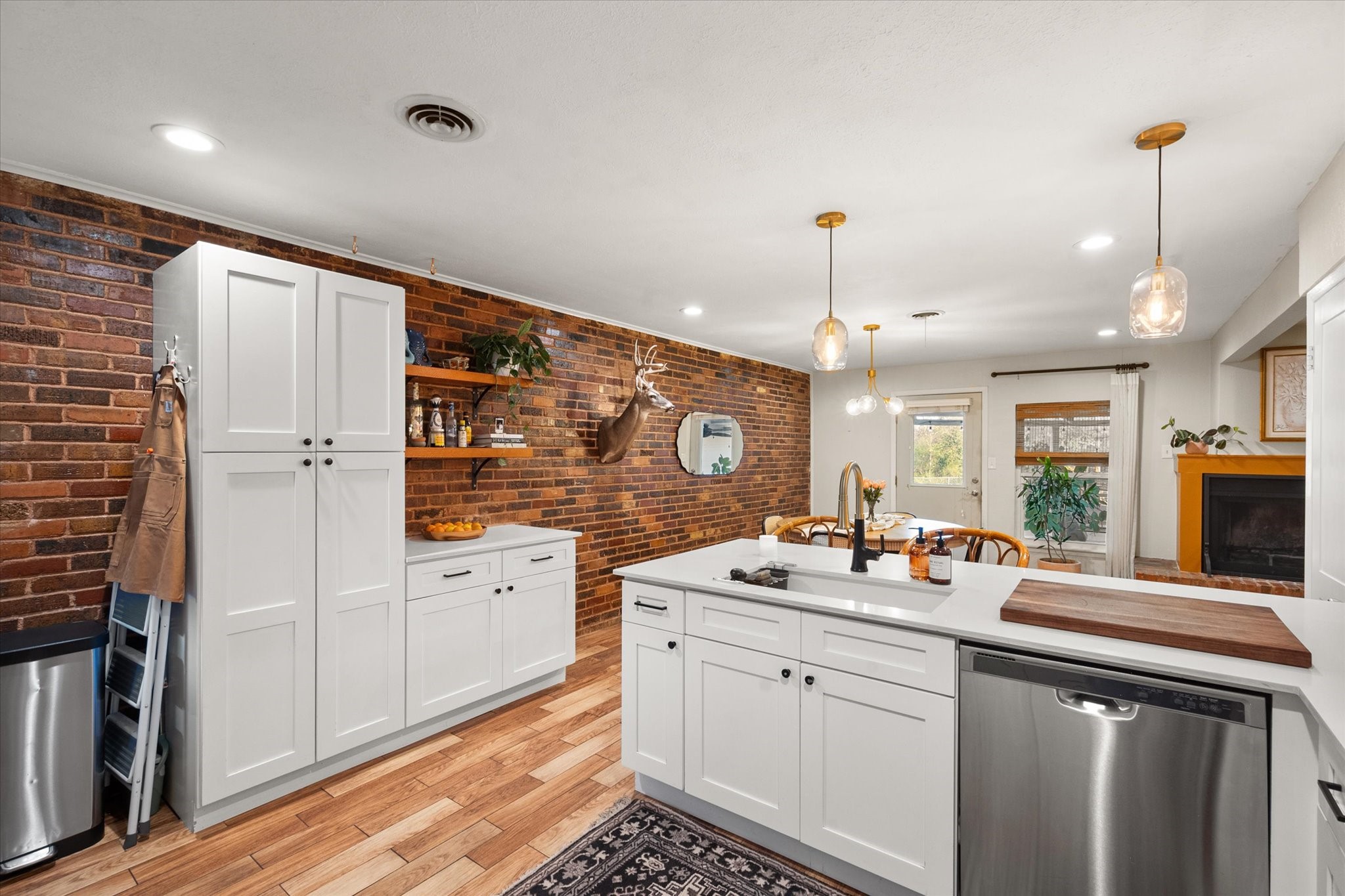 2316 Southwood Drive