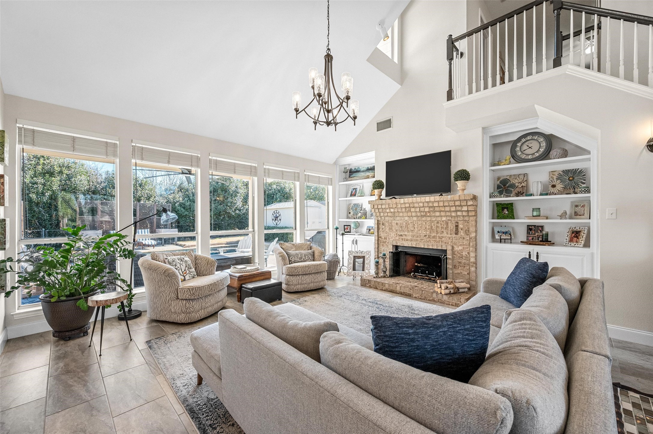 19 Brook Arbor Court