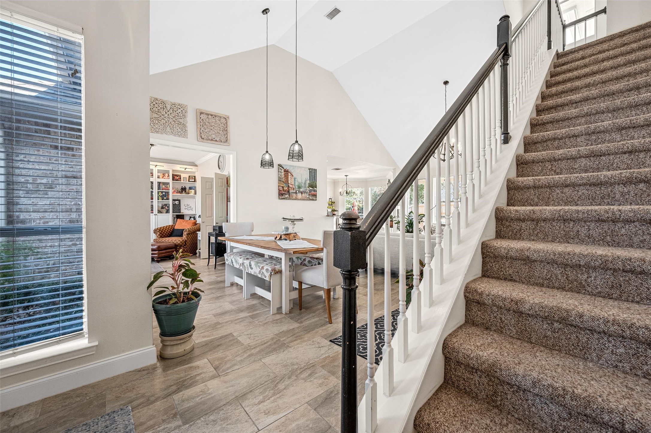 19 Brook Arbor Court