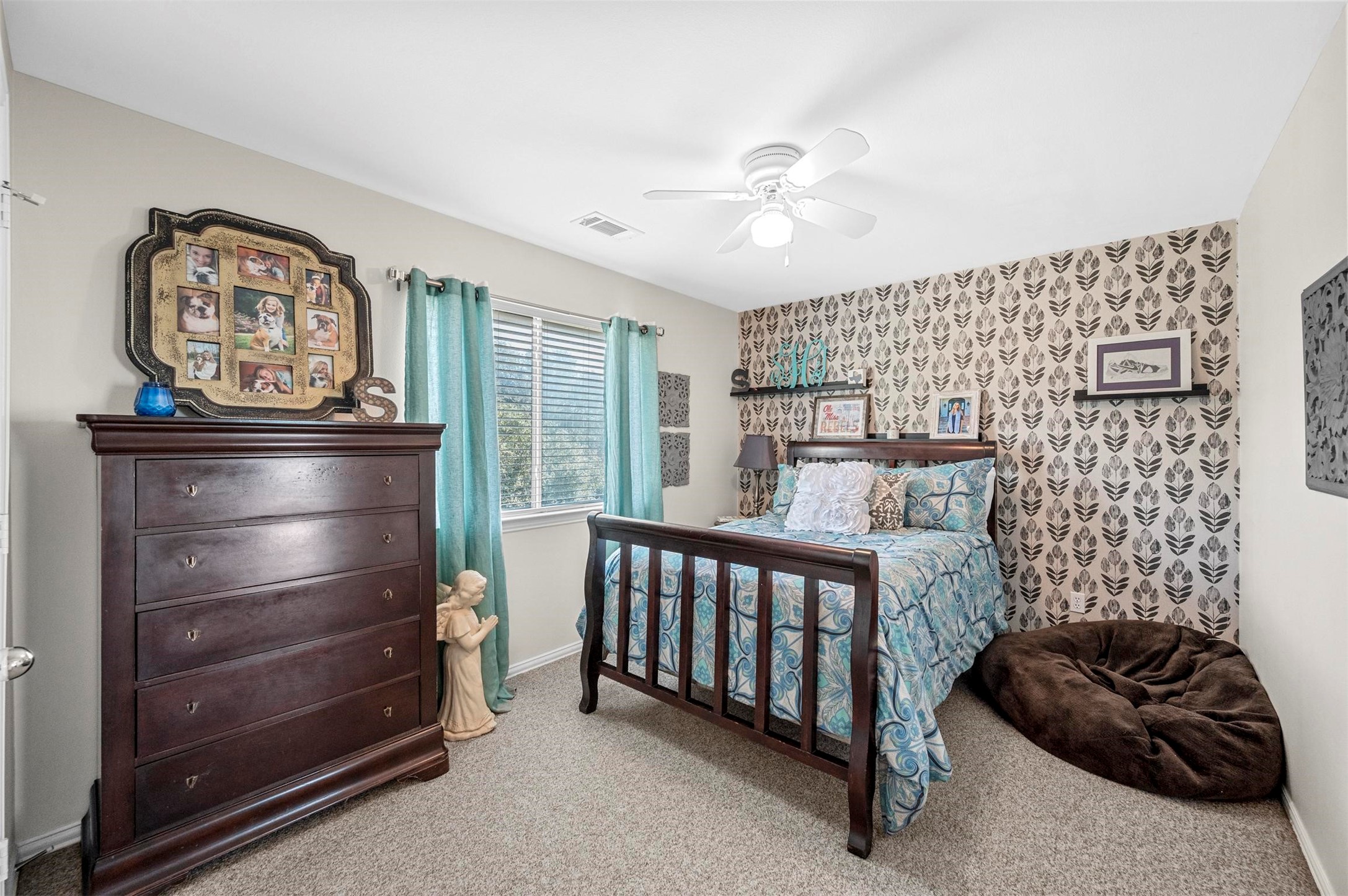 19 Brook Arbor Court