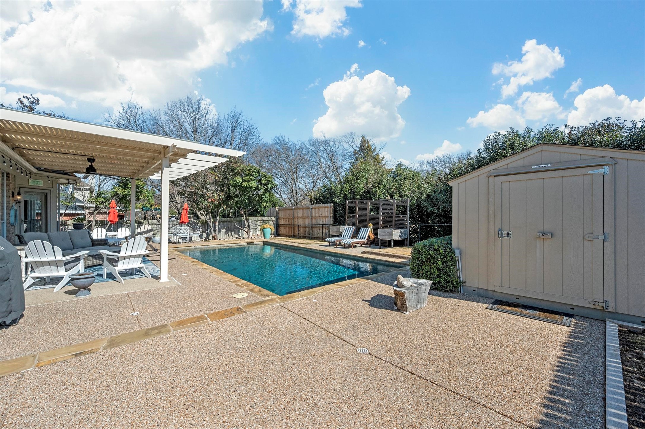19 Brook Arbor Court