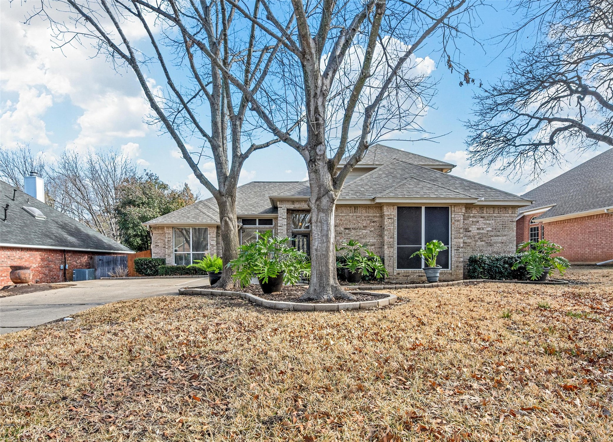 19 Brook Arbor Court