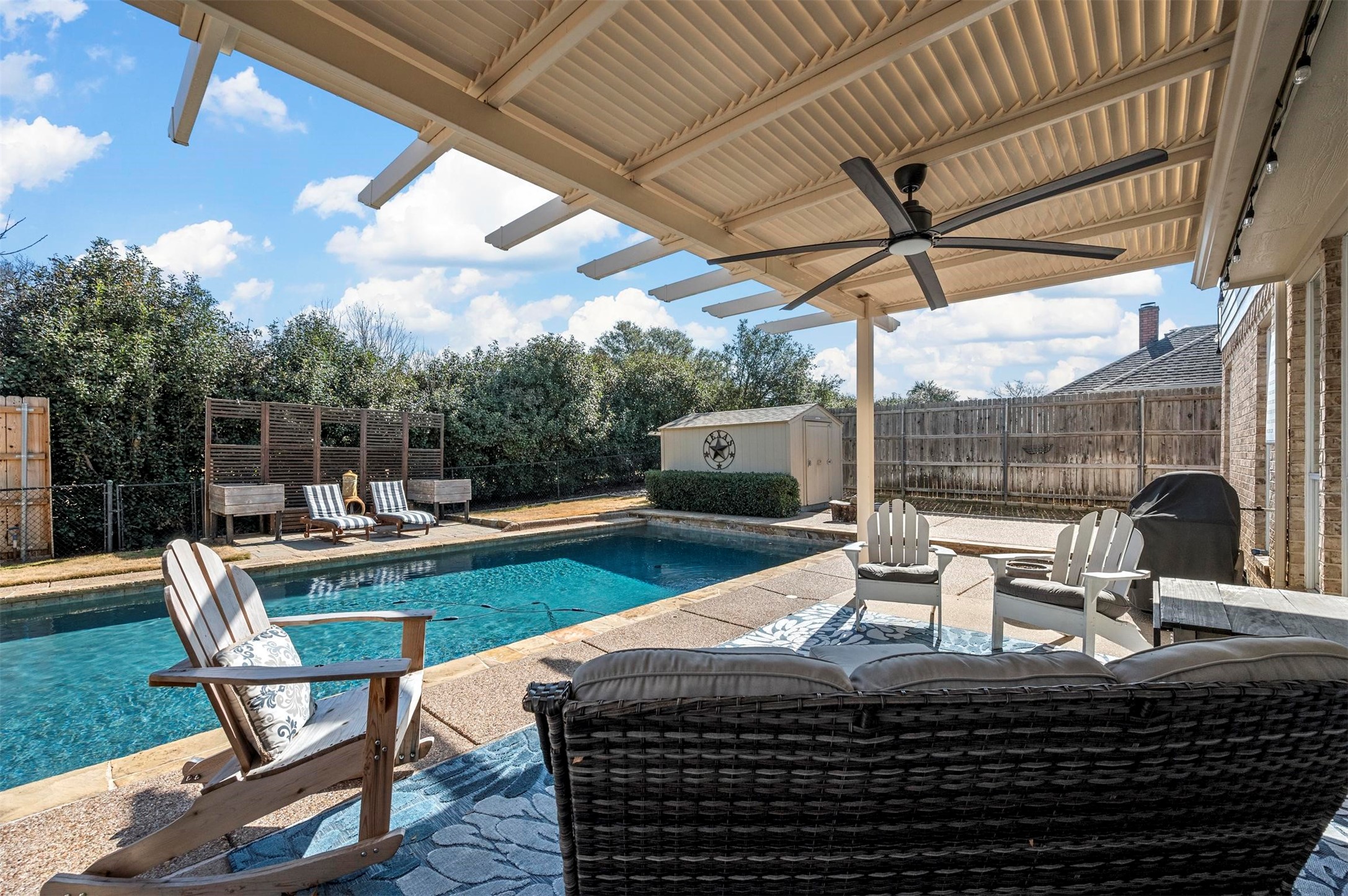 19 Brook Arbor Court