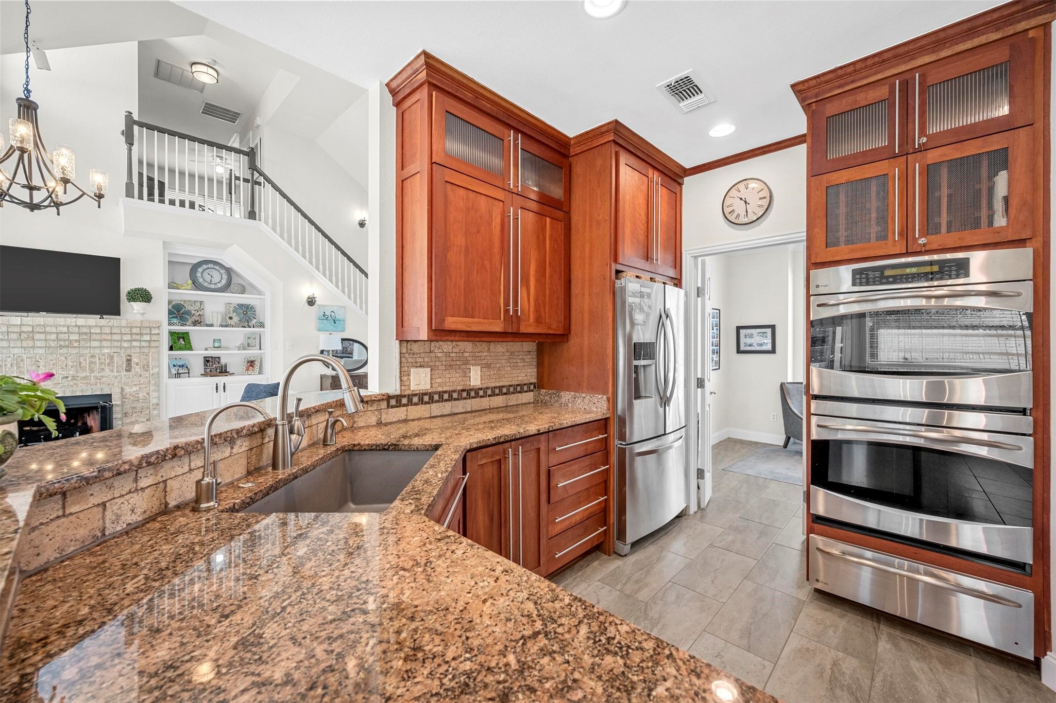 19 Brook Arbor Court