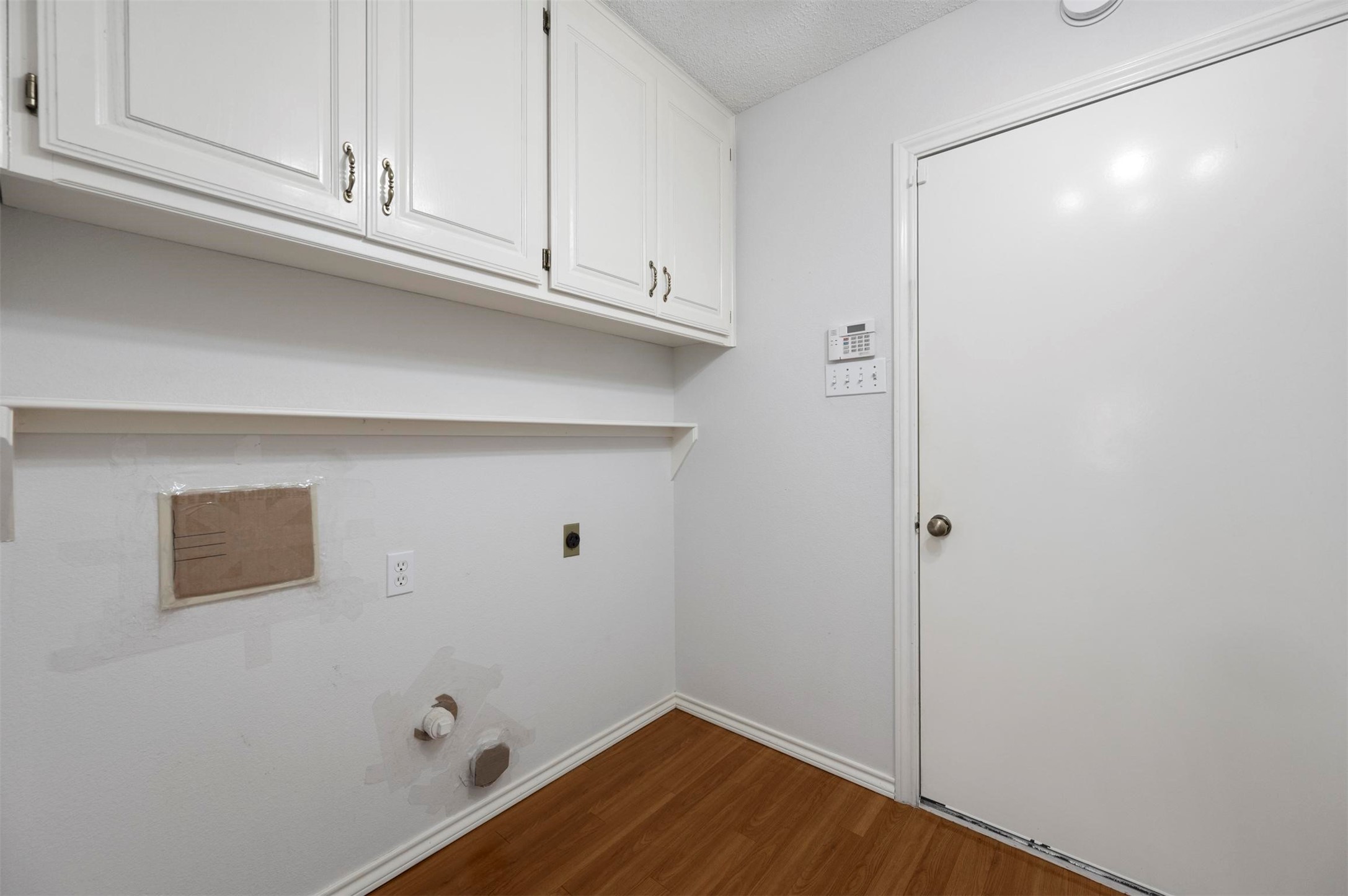 805 Water View Drive