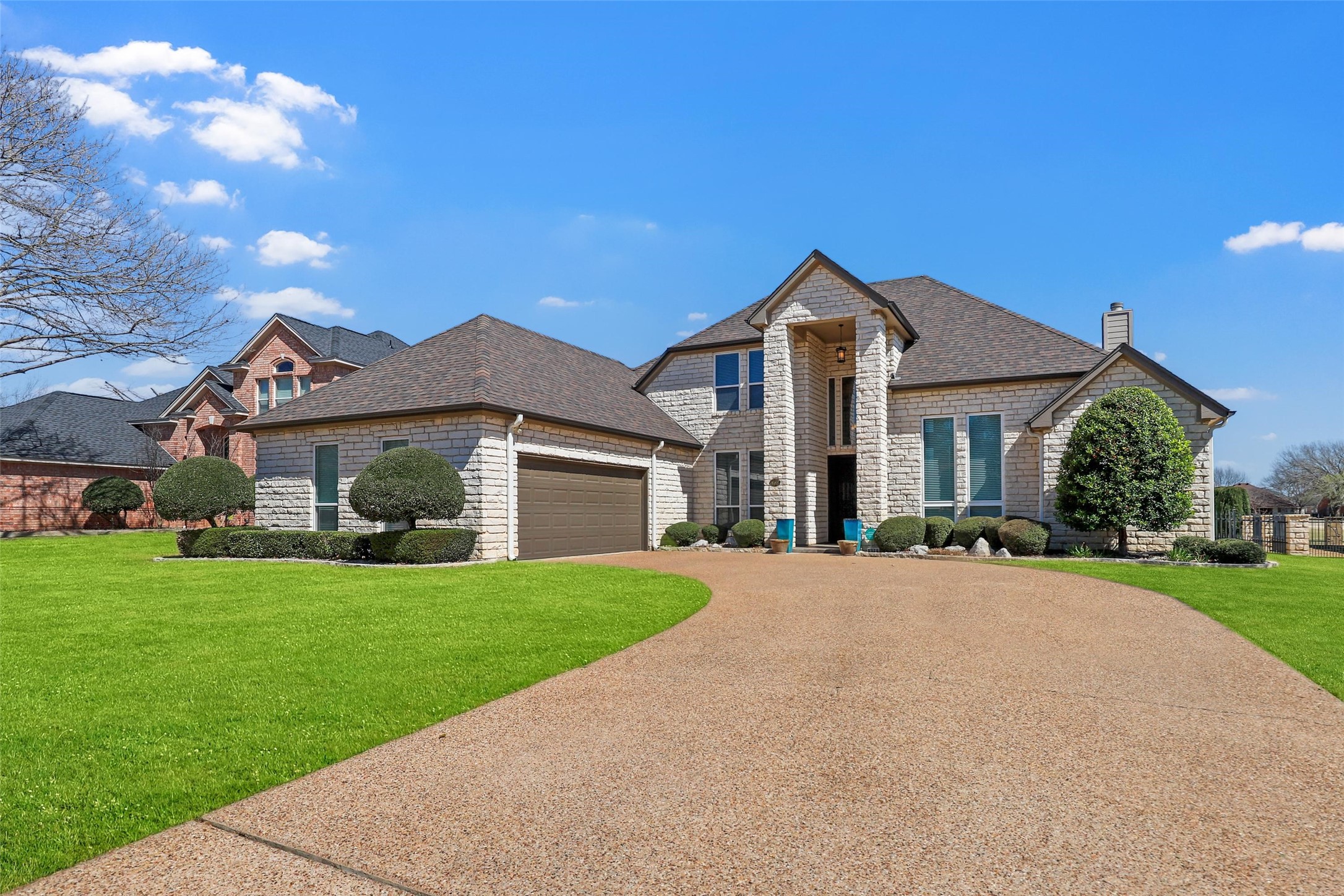 824 Muirfield Drive