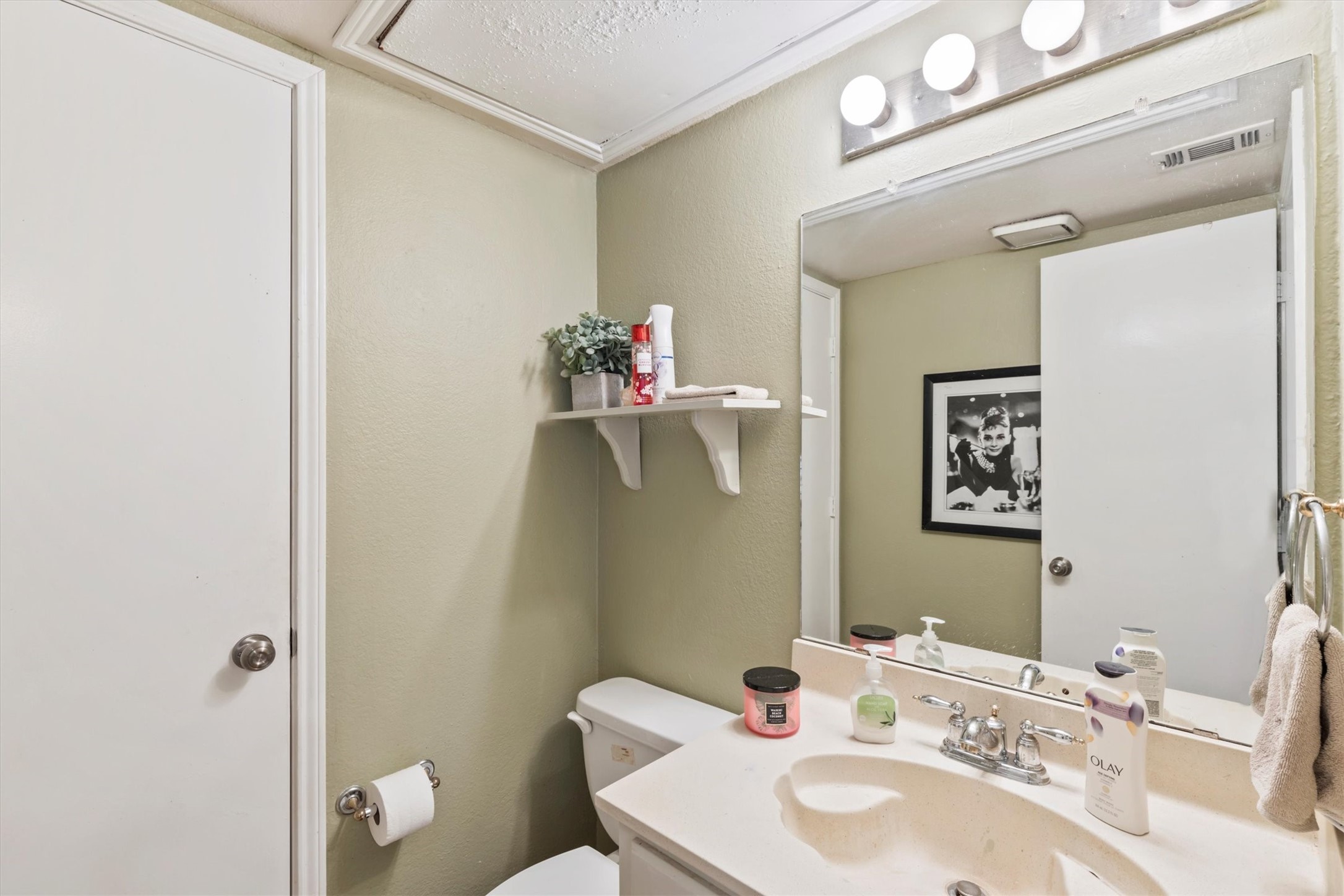 1414 Meadowood Village Drive