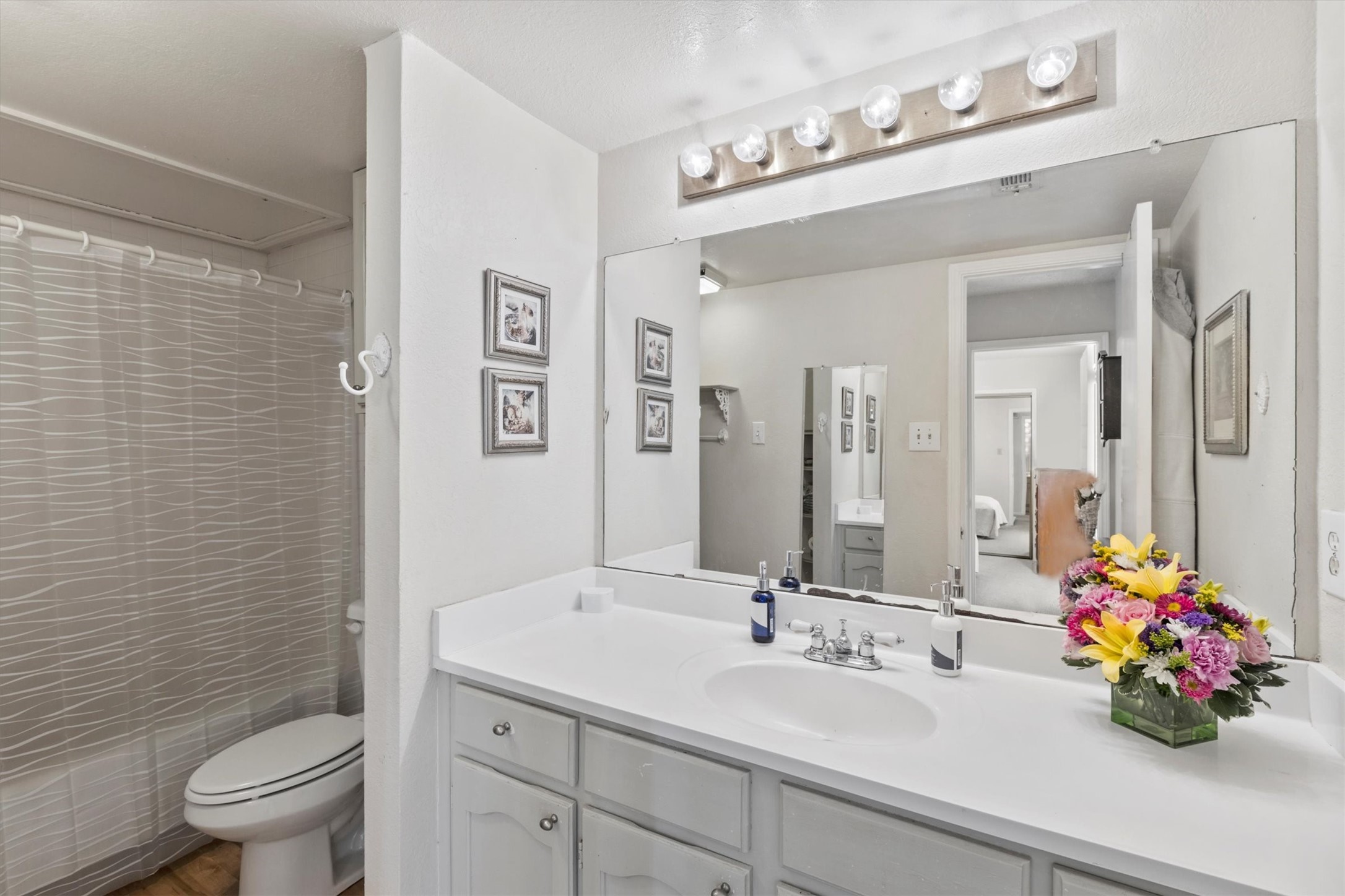 1414 Meadowood Village Drive