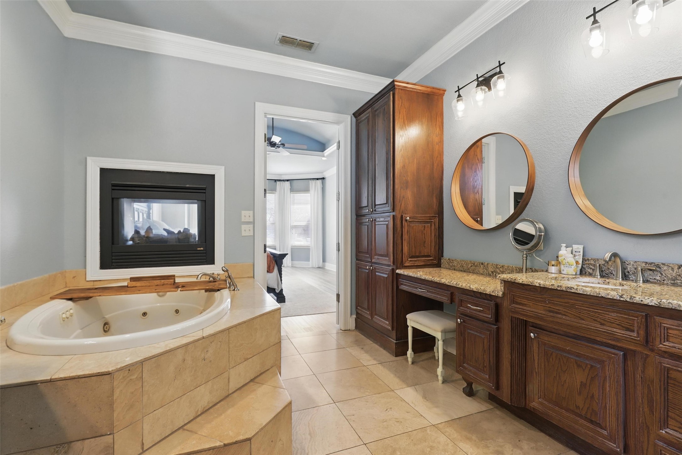 7509 Wooded Acres Trail