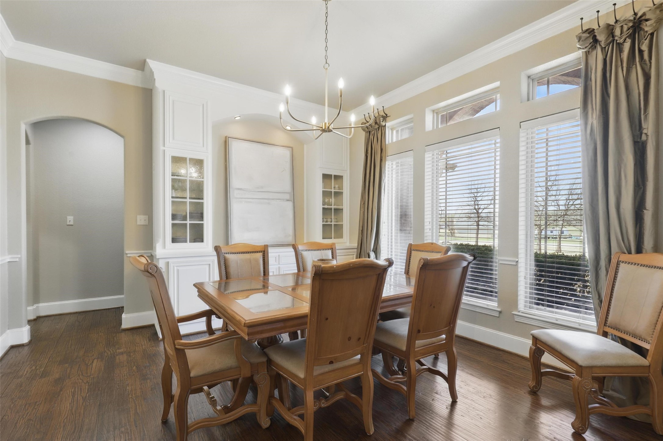 7509 Wooded Acres Trail