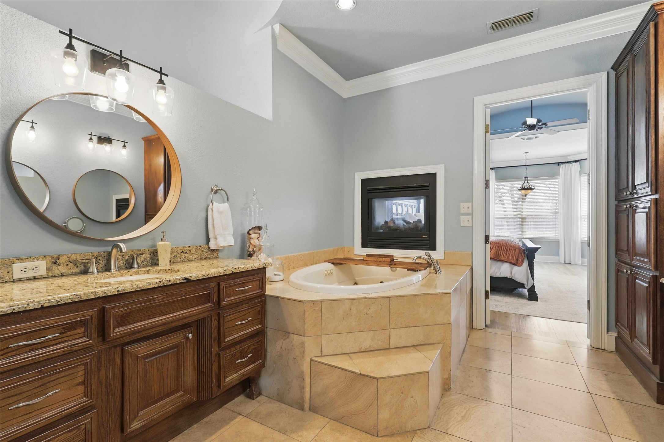 7509 Wooded Acres Trail