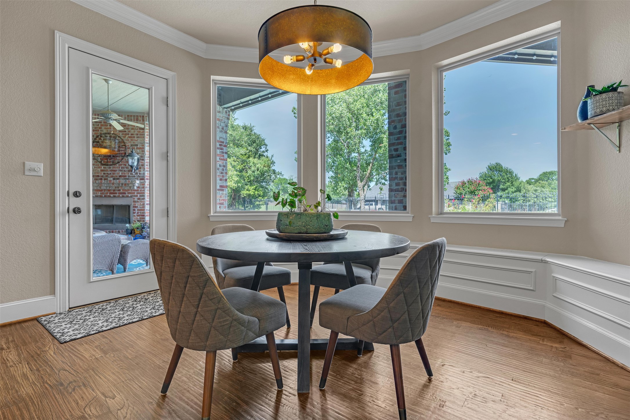 7509 Wooded Acres Trail