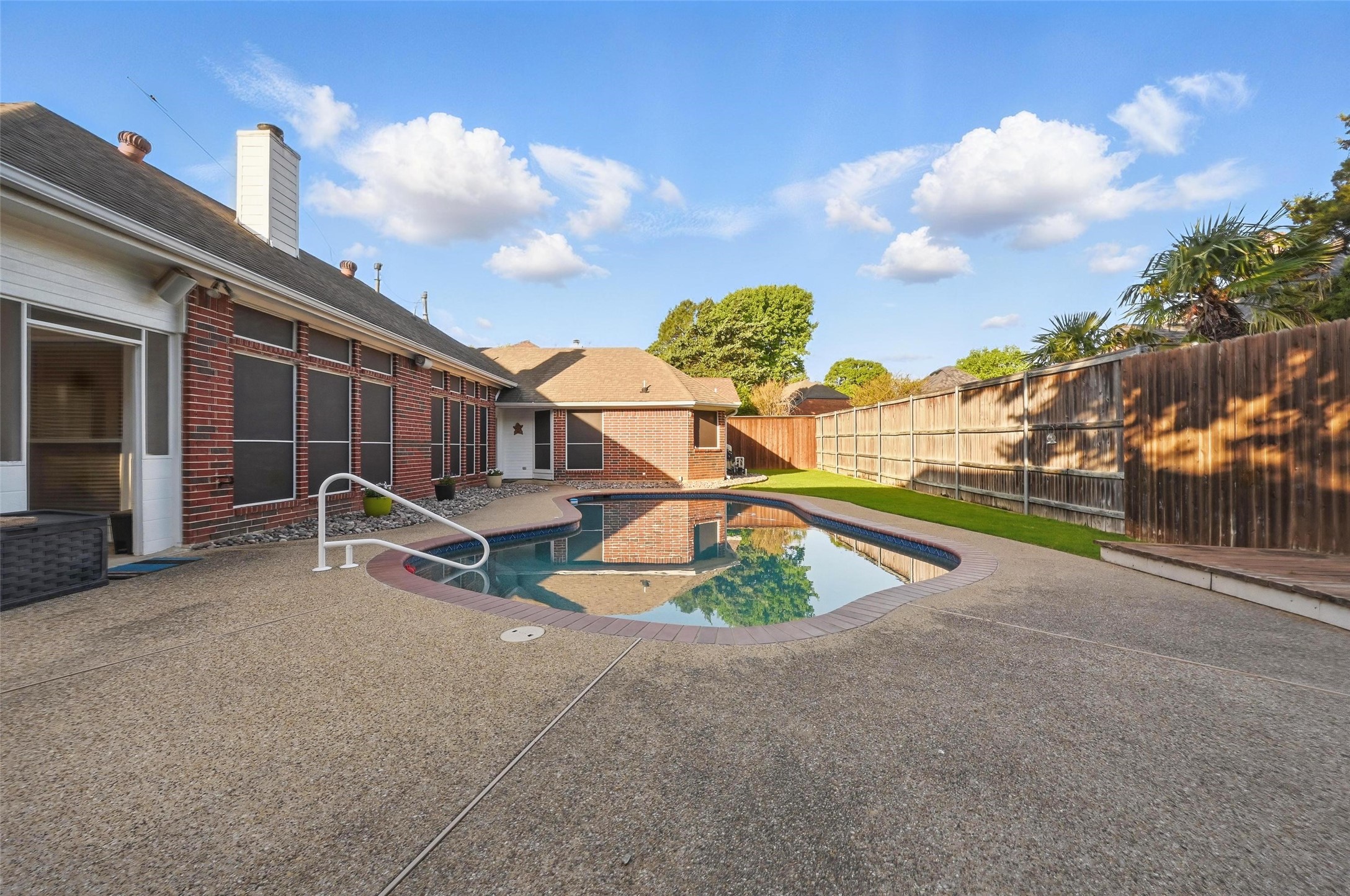 3 Treewood Court