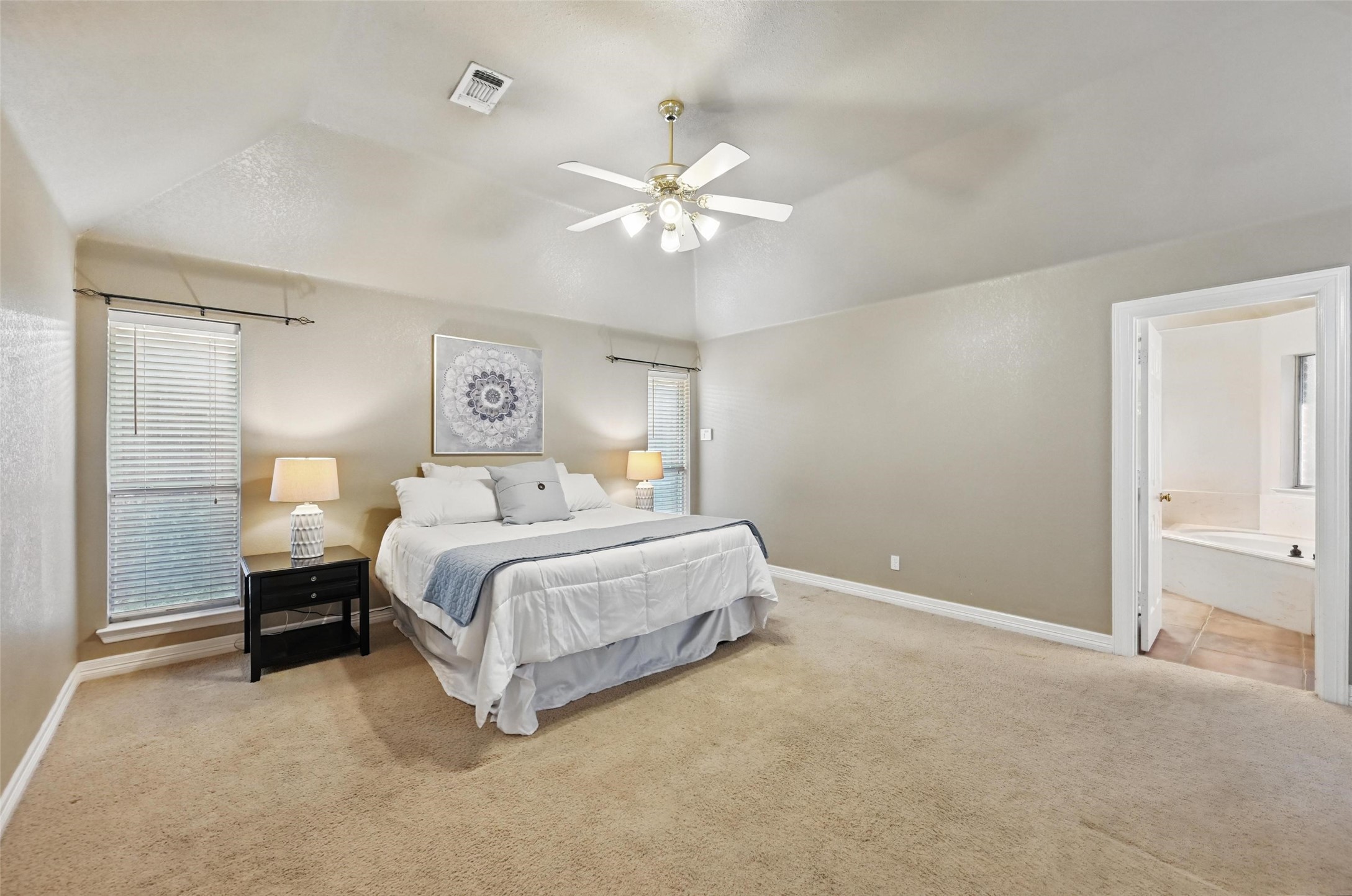 3 Treewood Court