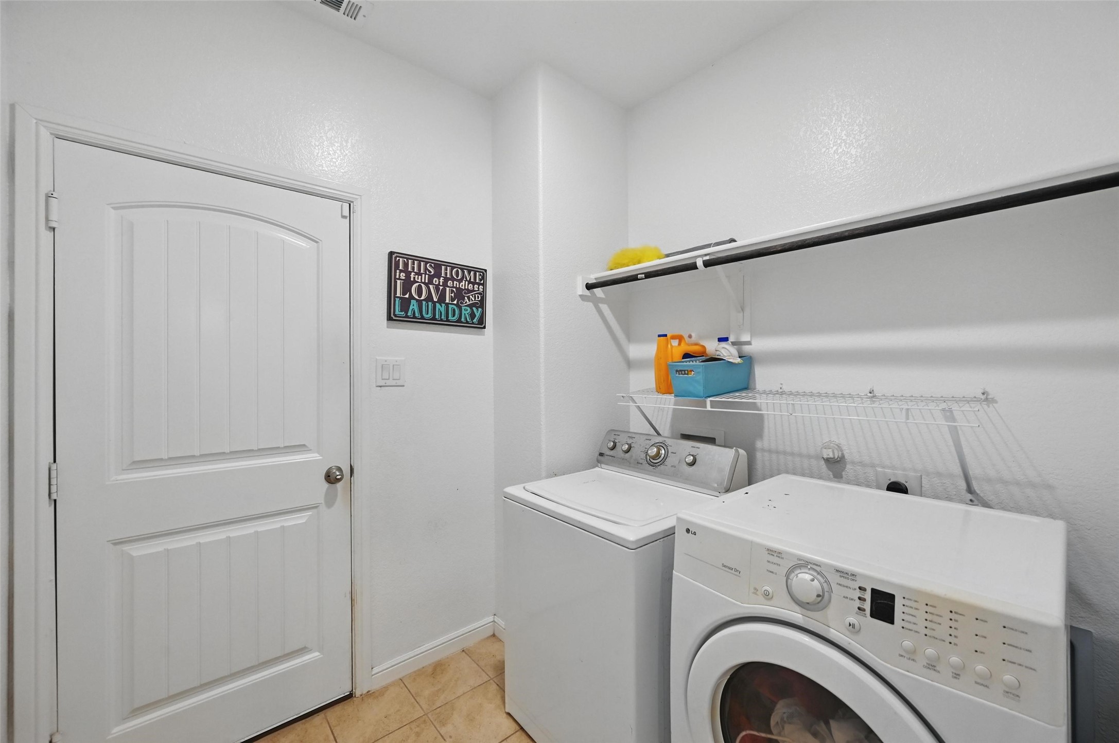 1008 Meadow Scape Drive