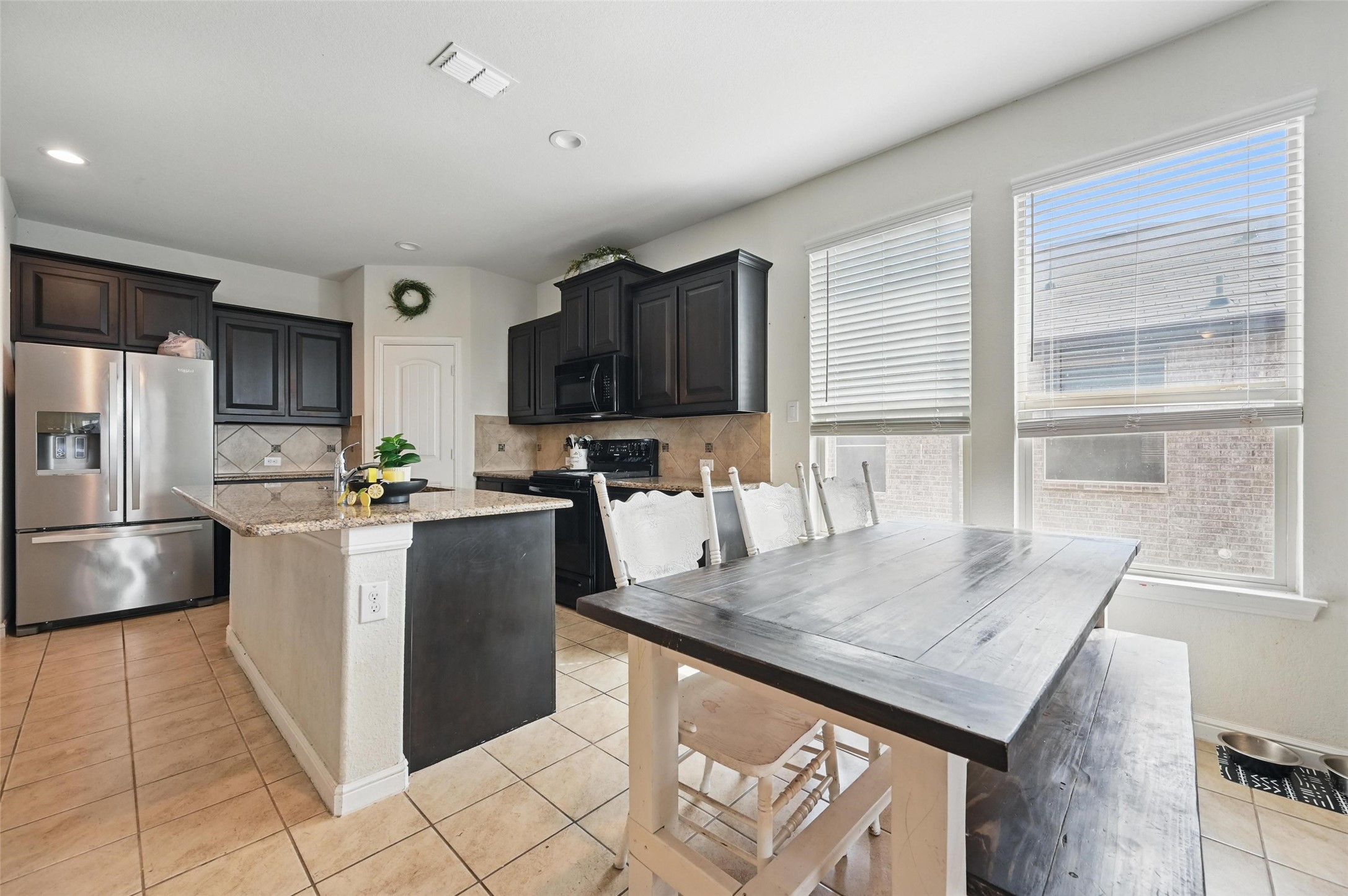 1008 Meadow Scape Drive