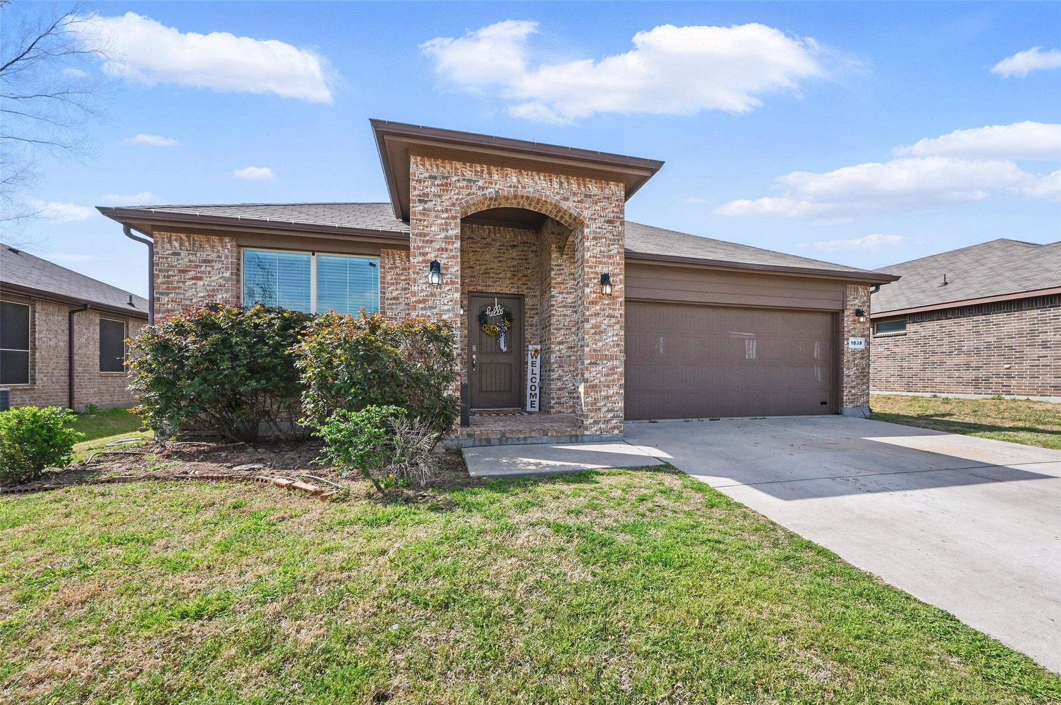 1008 Meadow Scape Drive