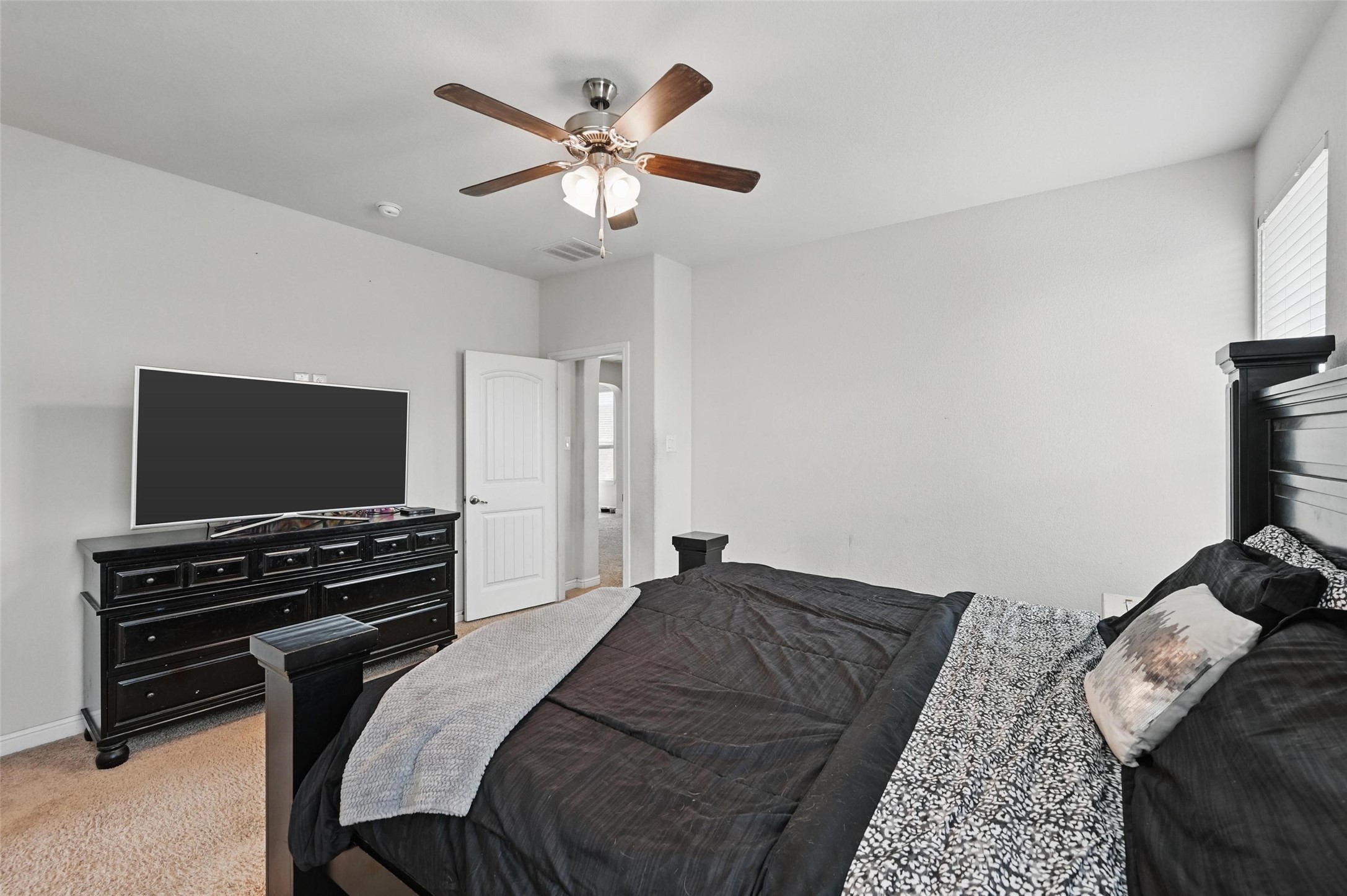 1008 Meadow Scape Drive