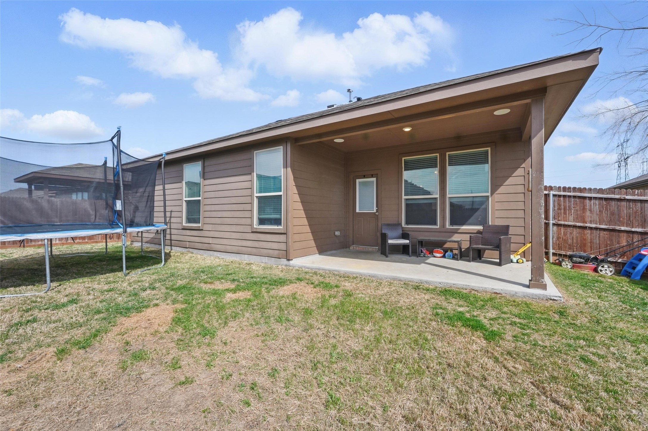 1008 Meadow Scape Drive