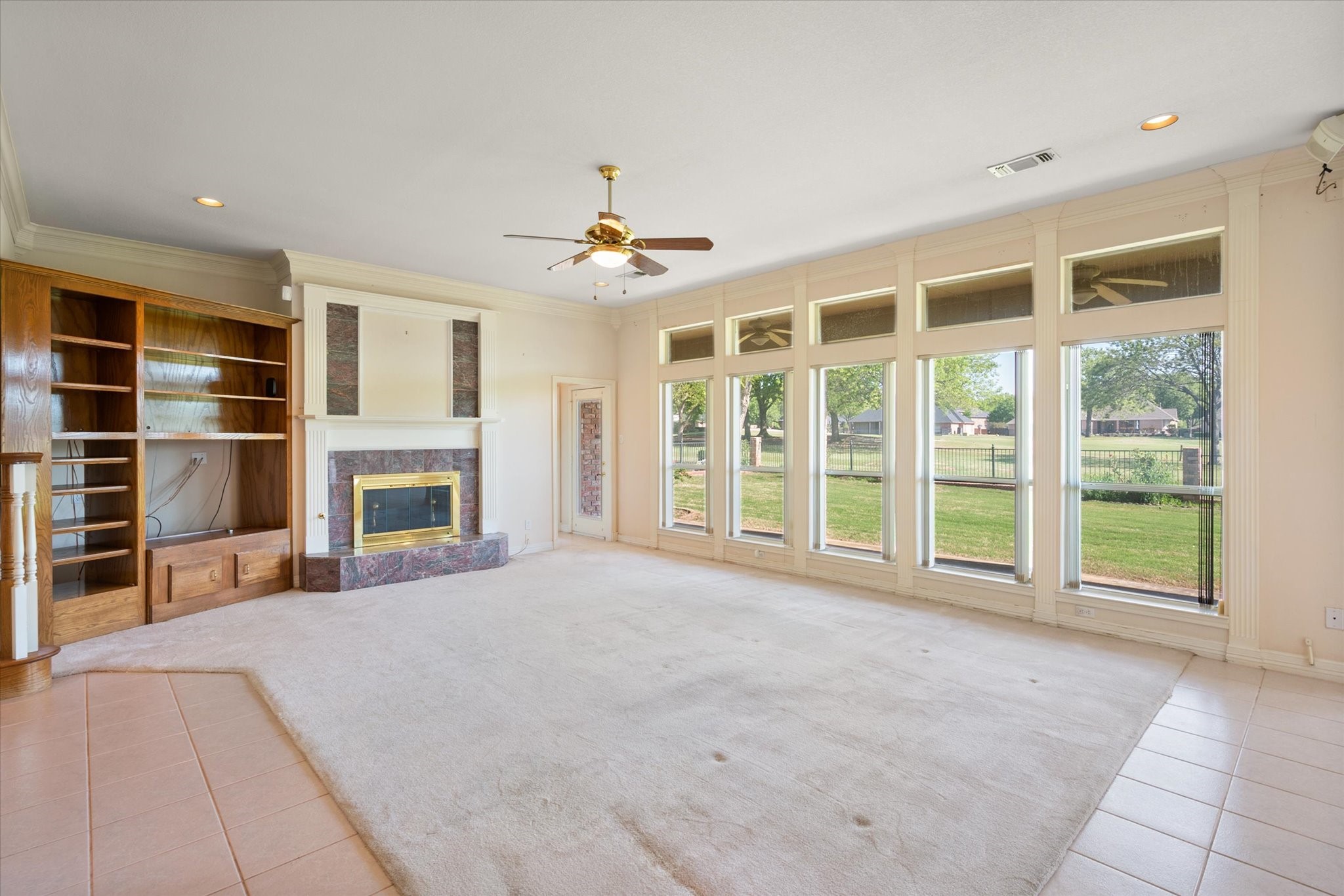 818 Riviera Drive