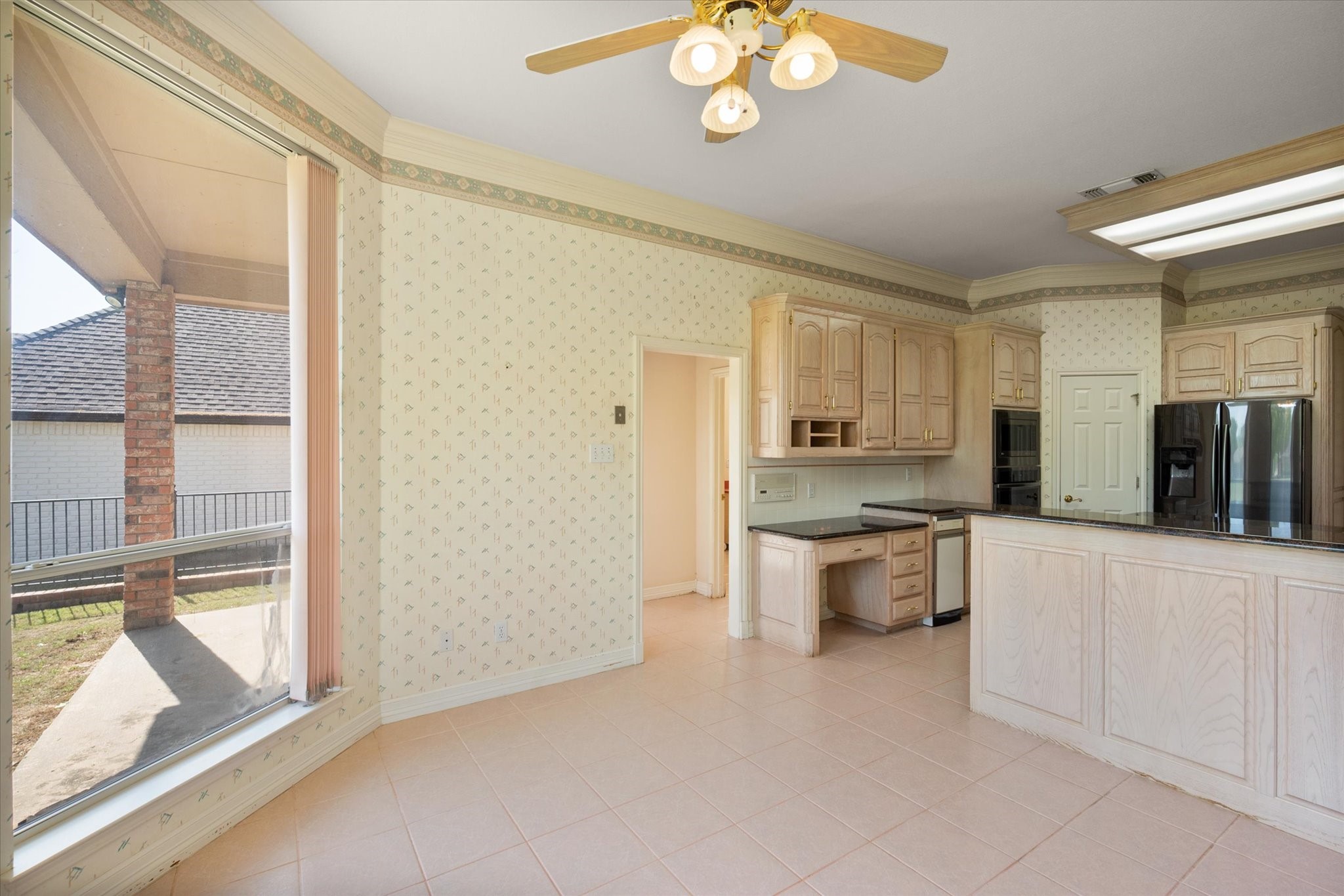 818 Riviera Drive