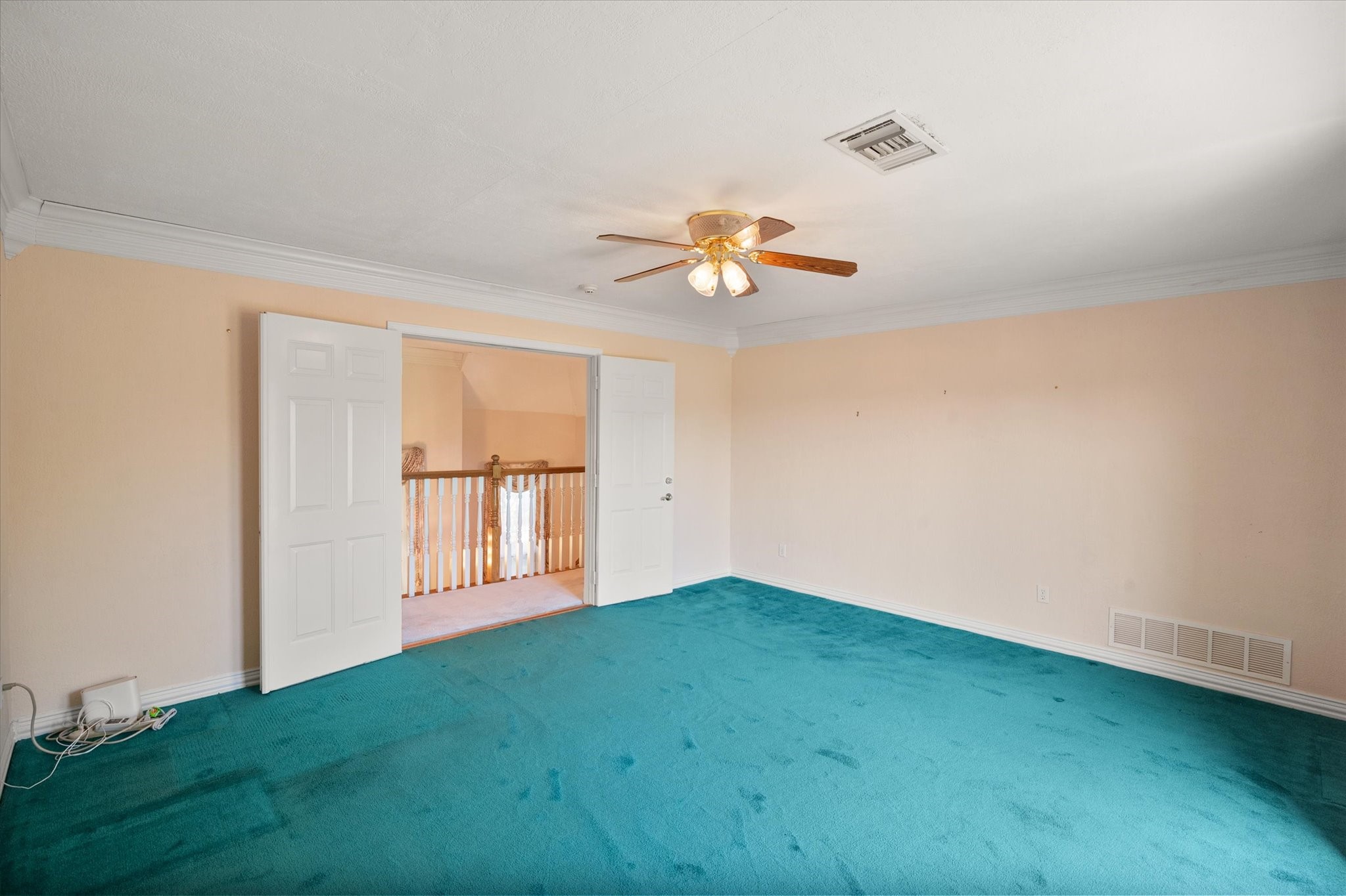 818 Riviera Drive