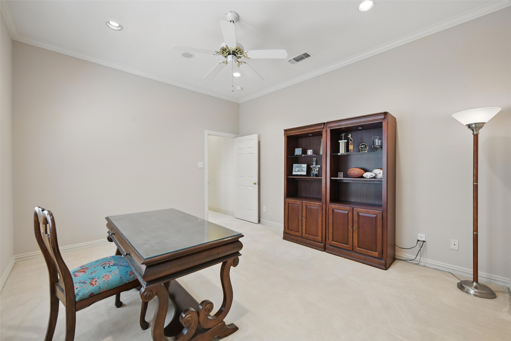 6230 Skylark Circle