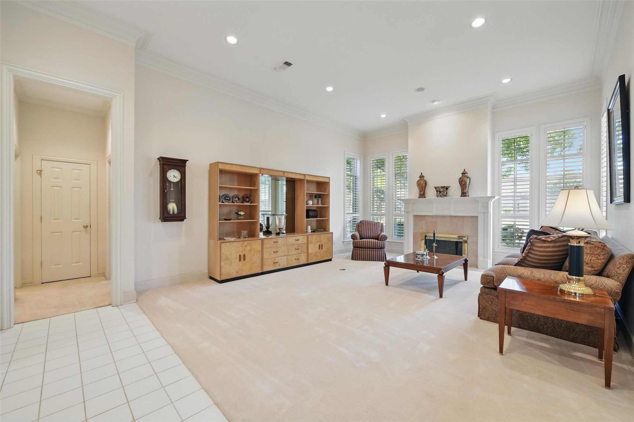 6230 Skylark Circle
