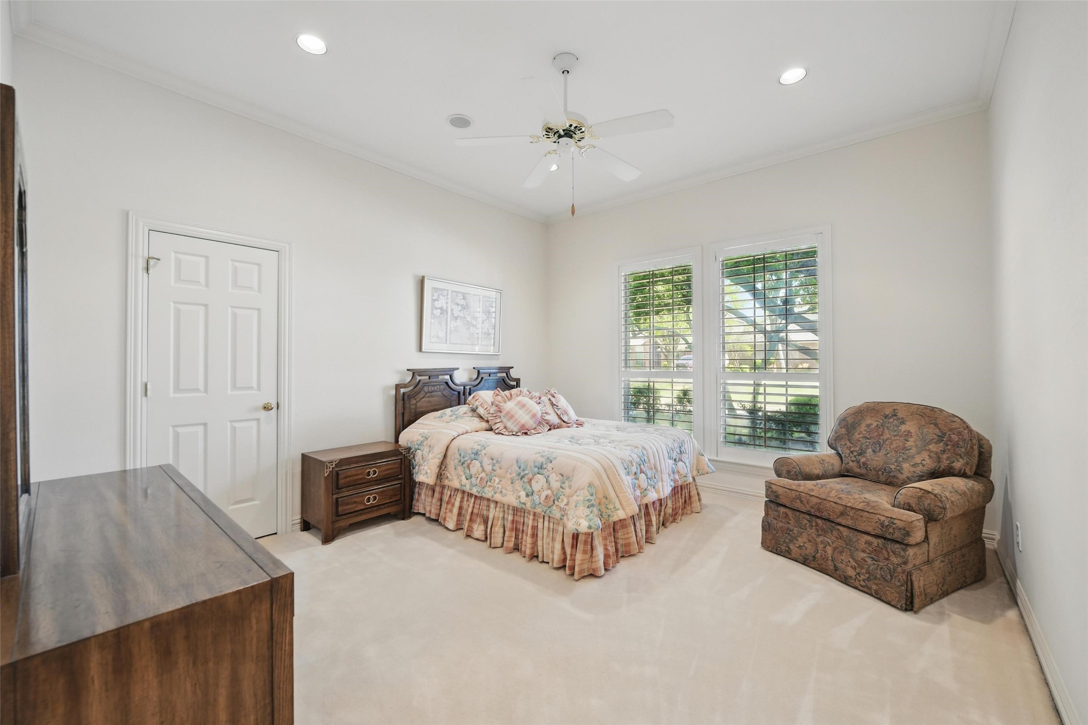 6230 Skylark Circle