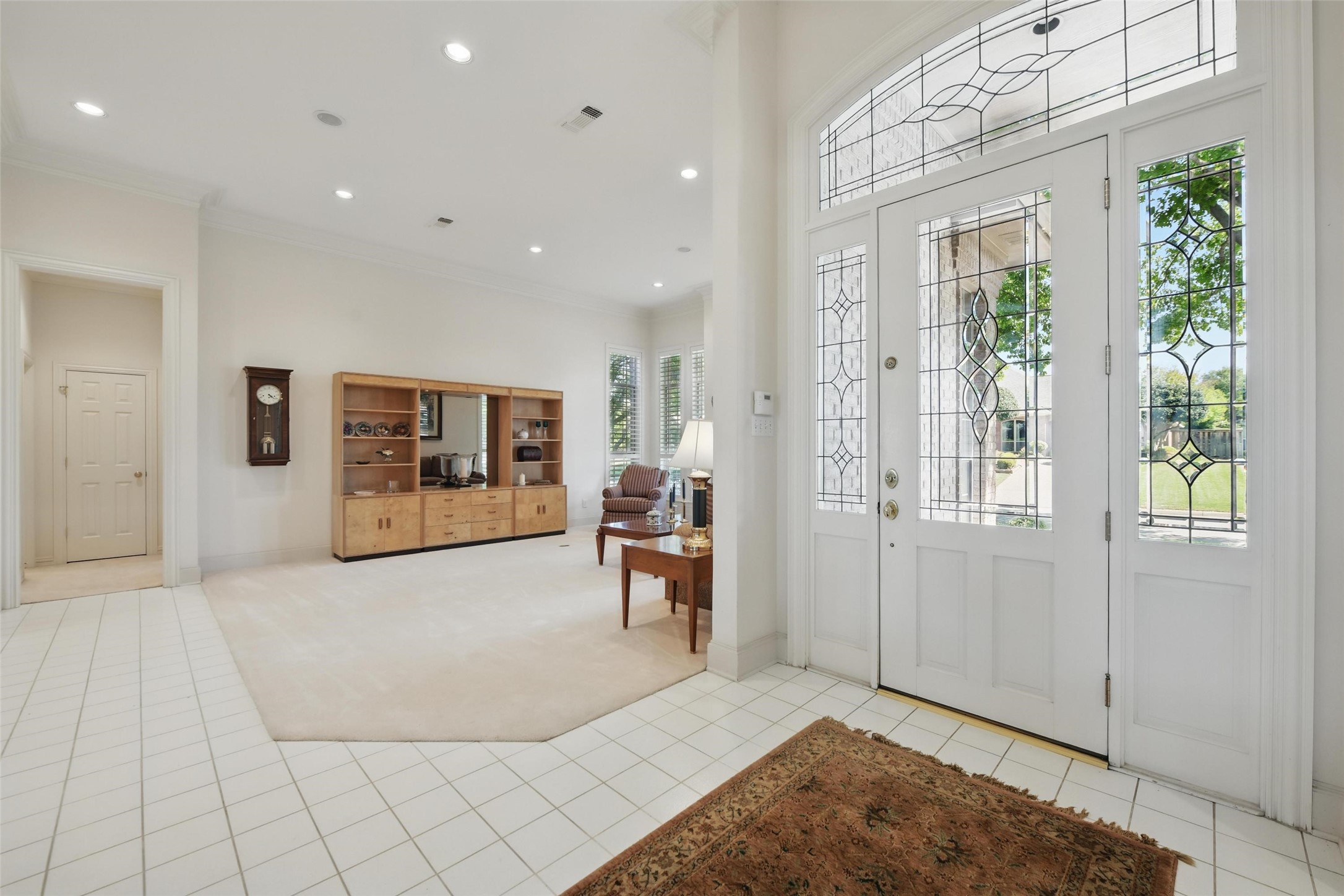 6230 Skylark Circle