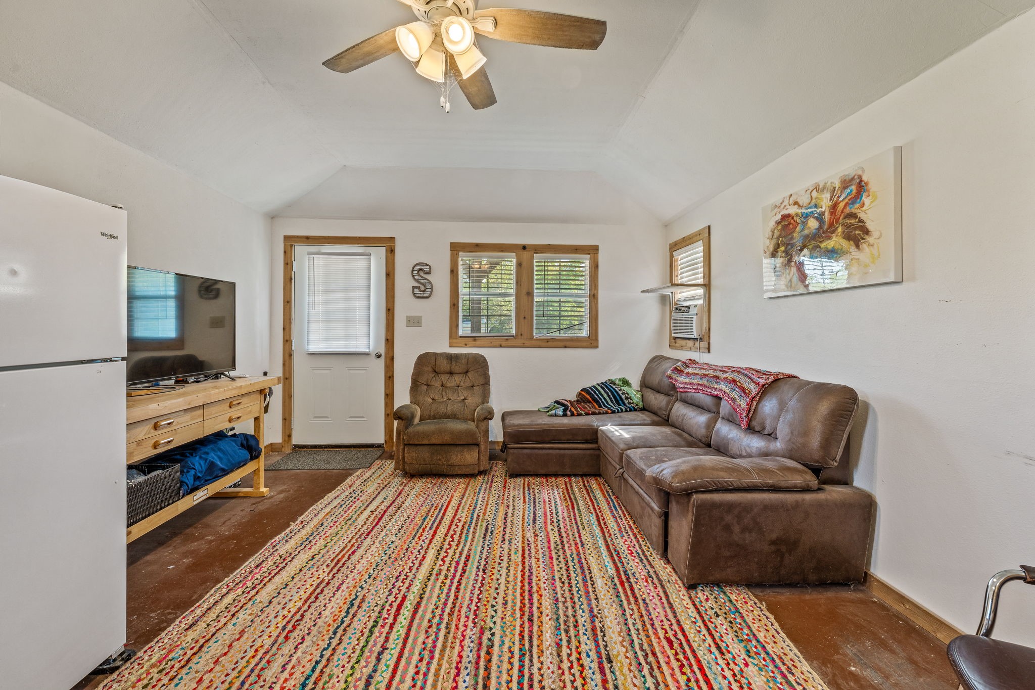 412 S Broadway Street