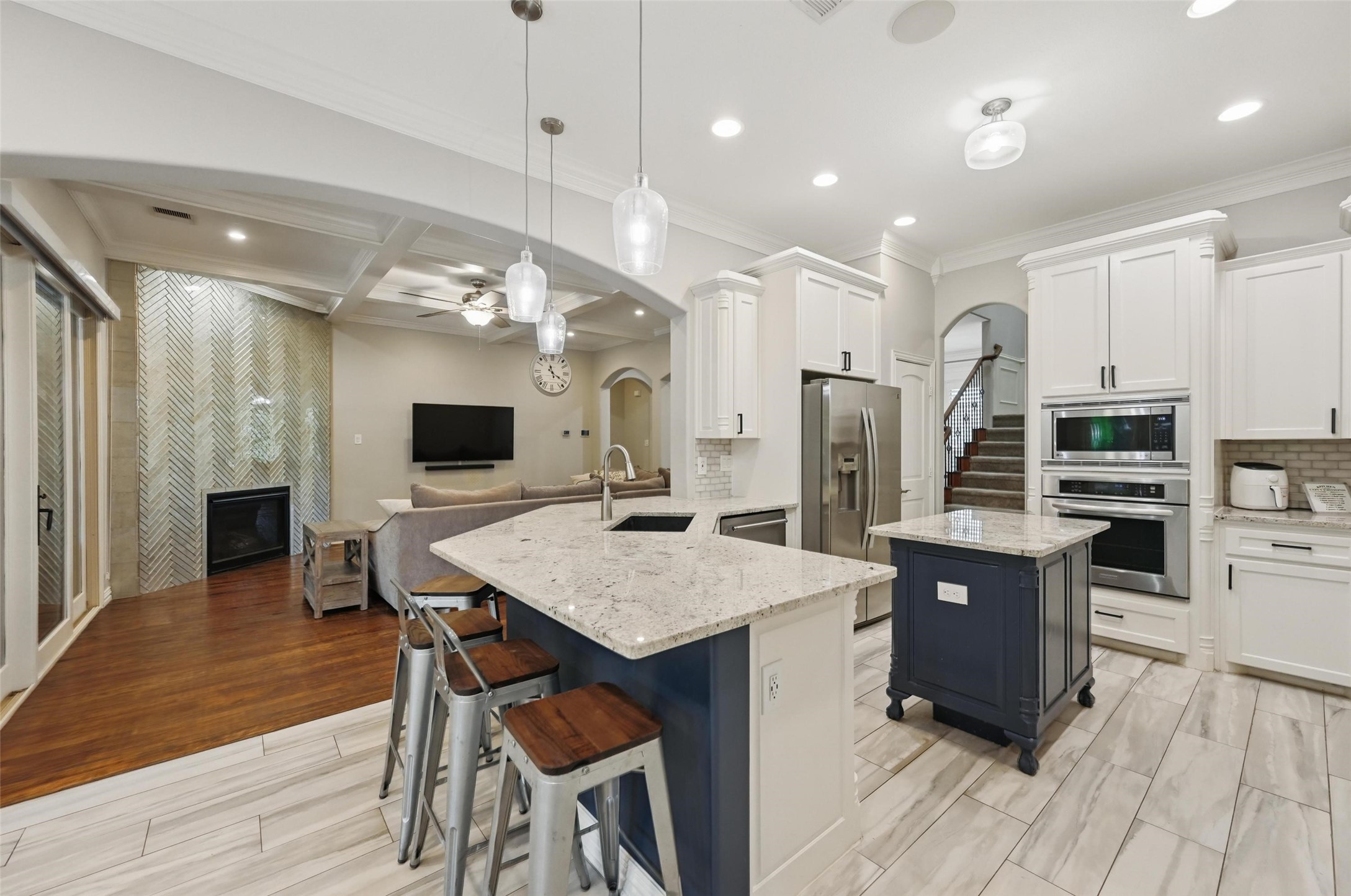 1213 Hudson Drive