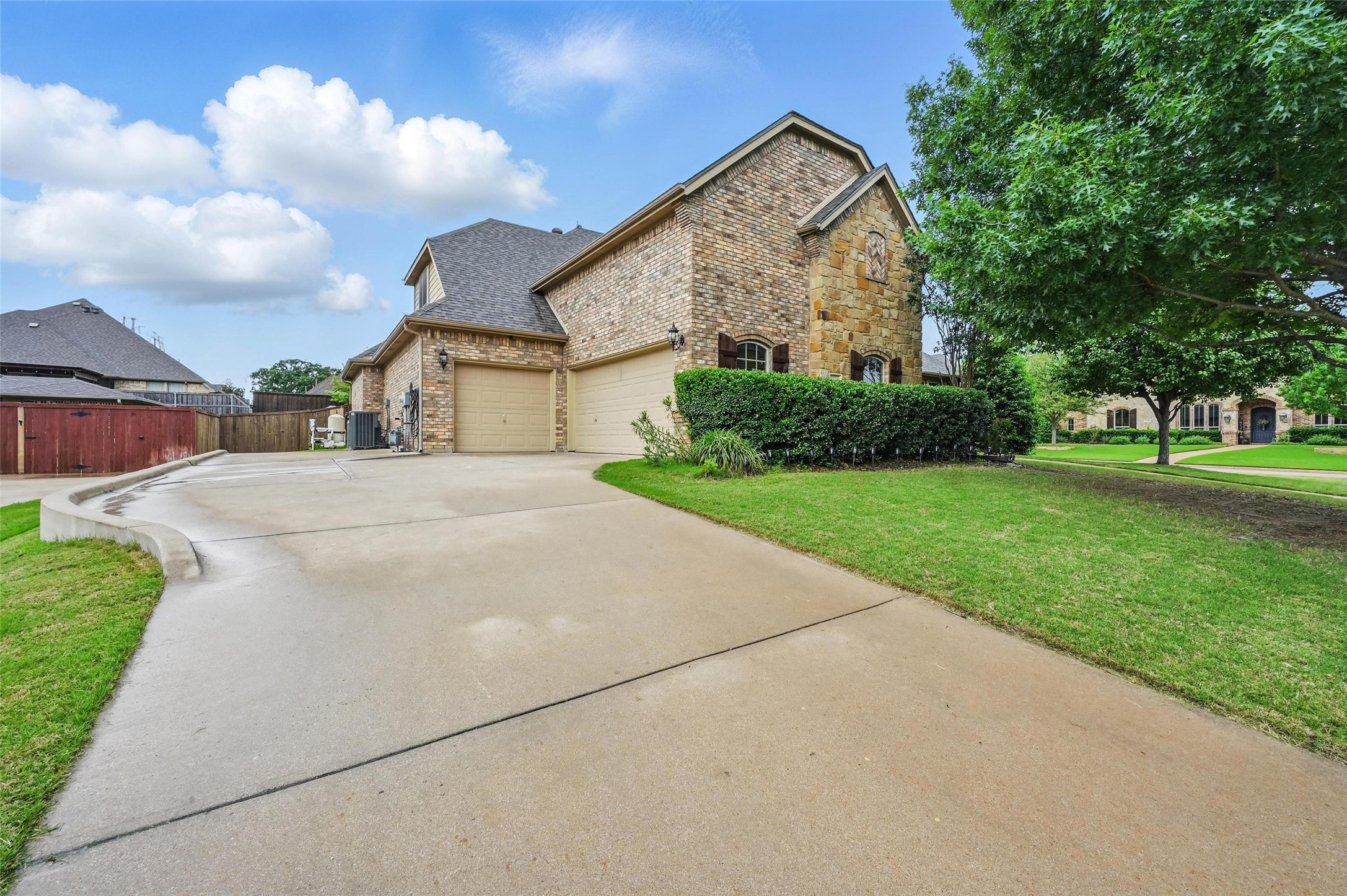 1213 Hudson Drive
