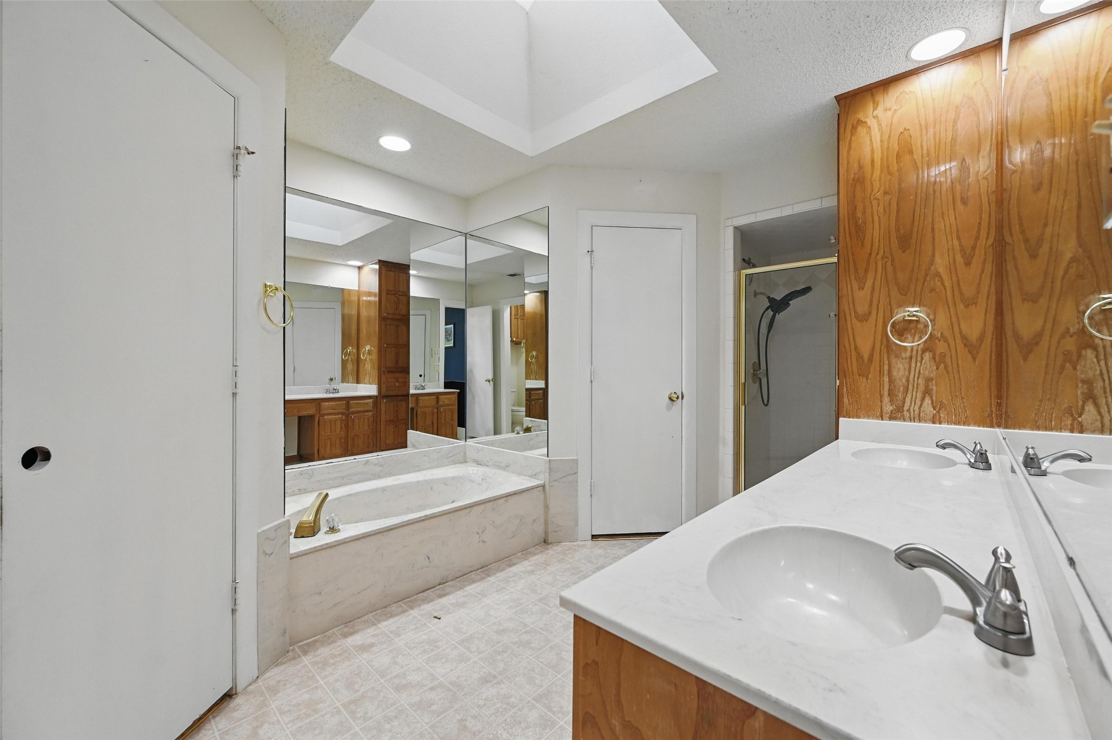 6004 Green Forest Court