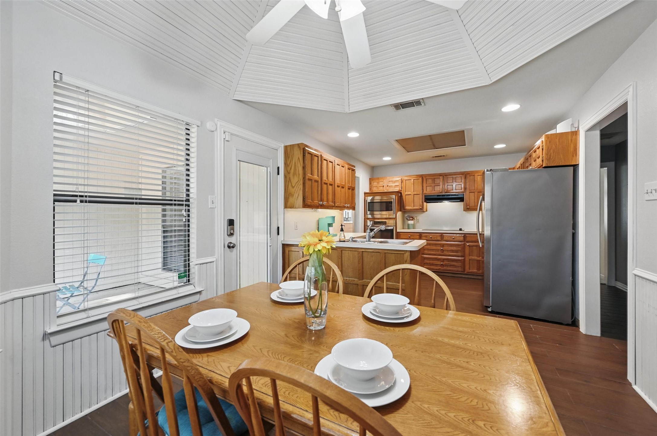 6004 Green Forest Court