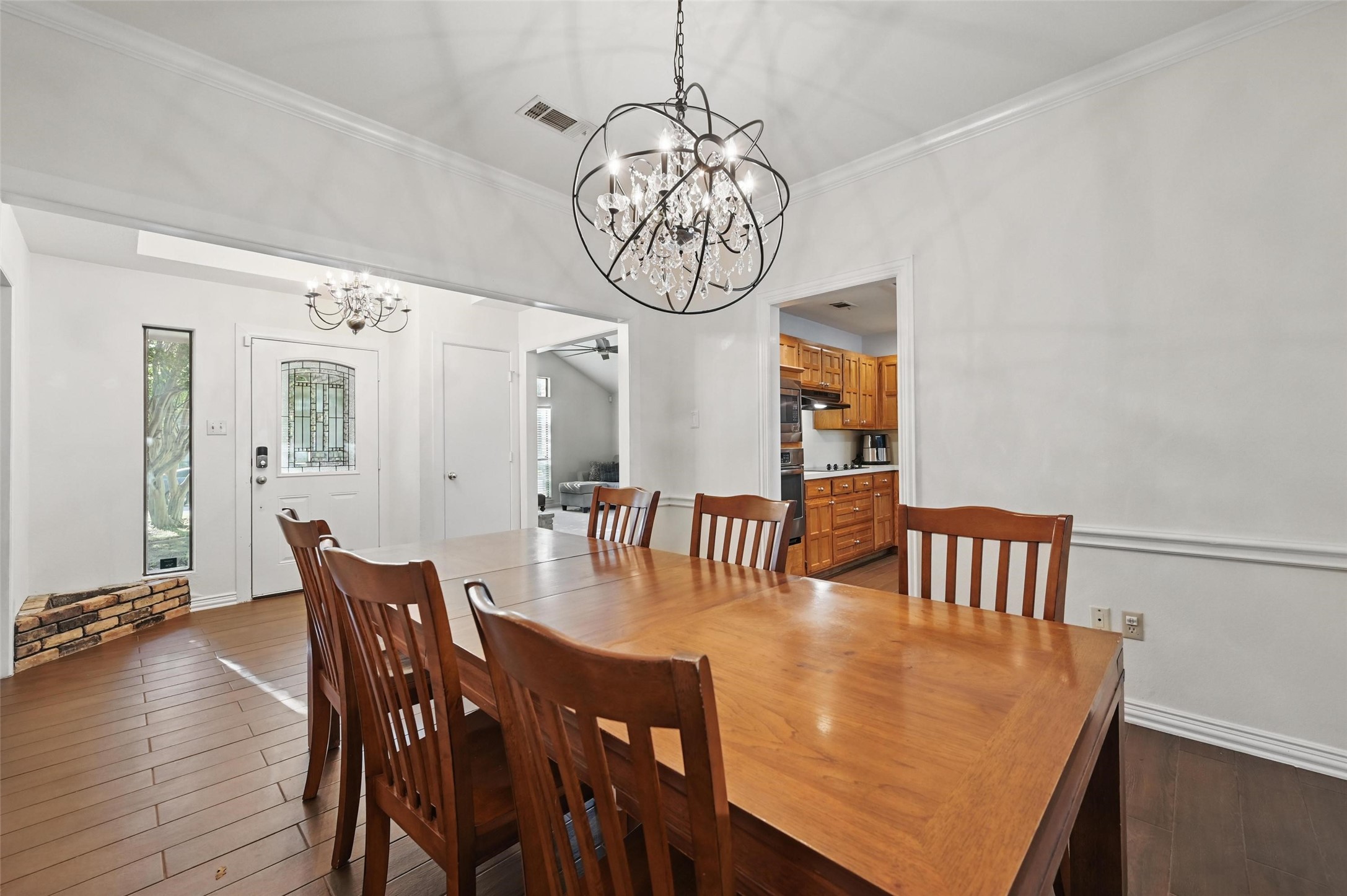 6004 Green Forest Court